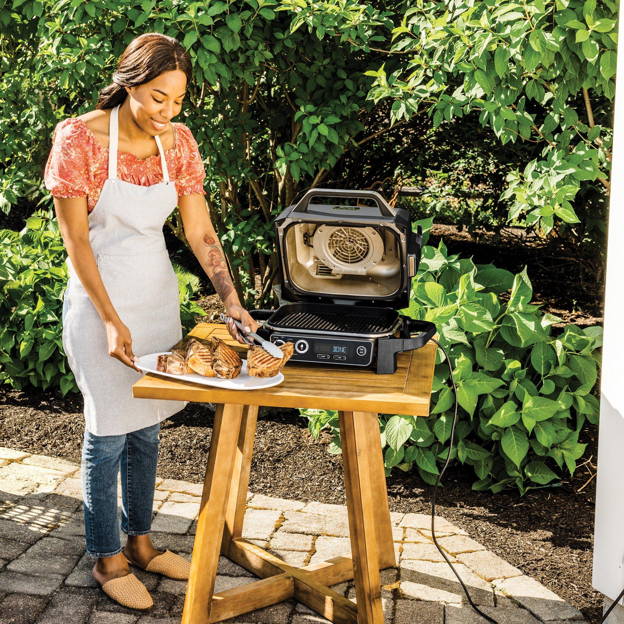 Grey Lid / Blac - Ninja - Ninja Woodfire Electric BBQ Grill & Smoker OG701UK - 5