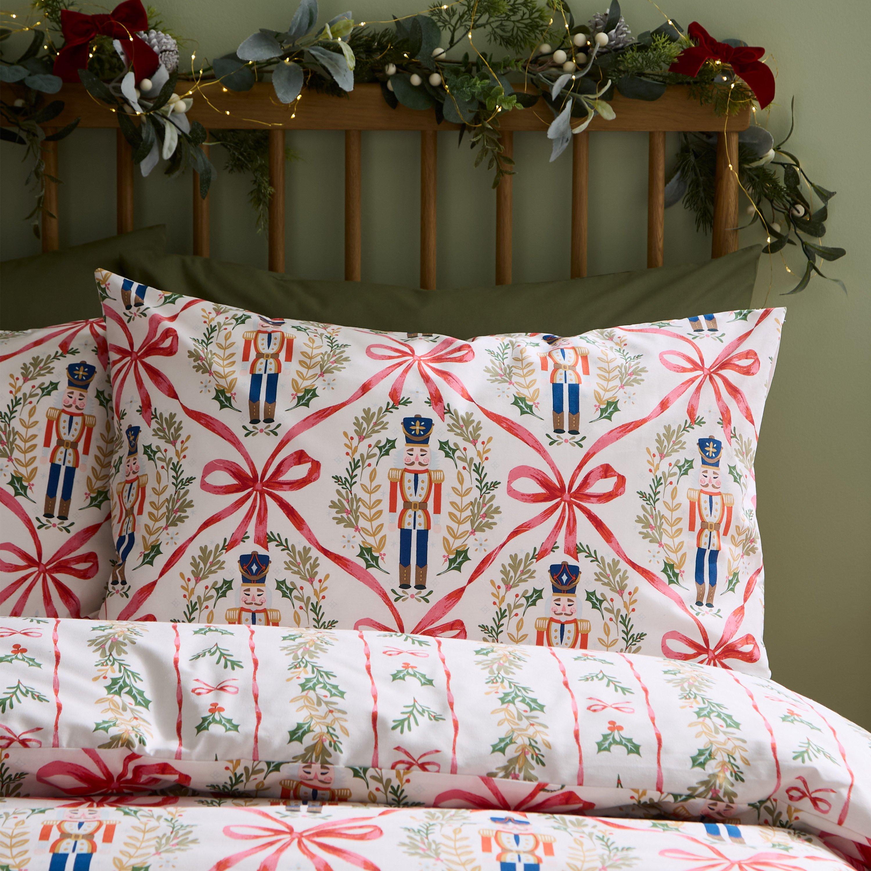 Natural - Catherine Lansfield - Christmas Nutcracker Bows Duvet Cover Set - 3