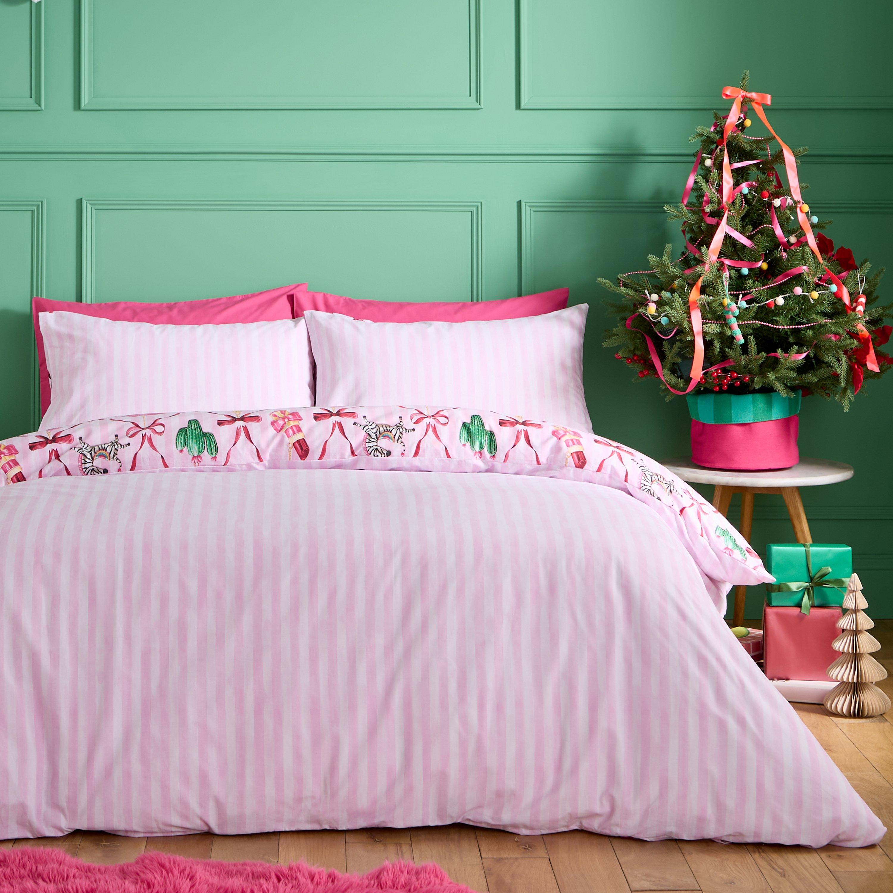 Pink - Catherine Lansfield - Christmas Kitsch Reversible Duvet Cover Set - 2