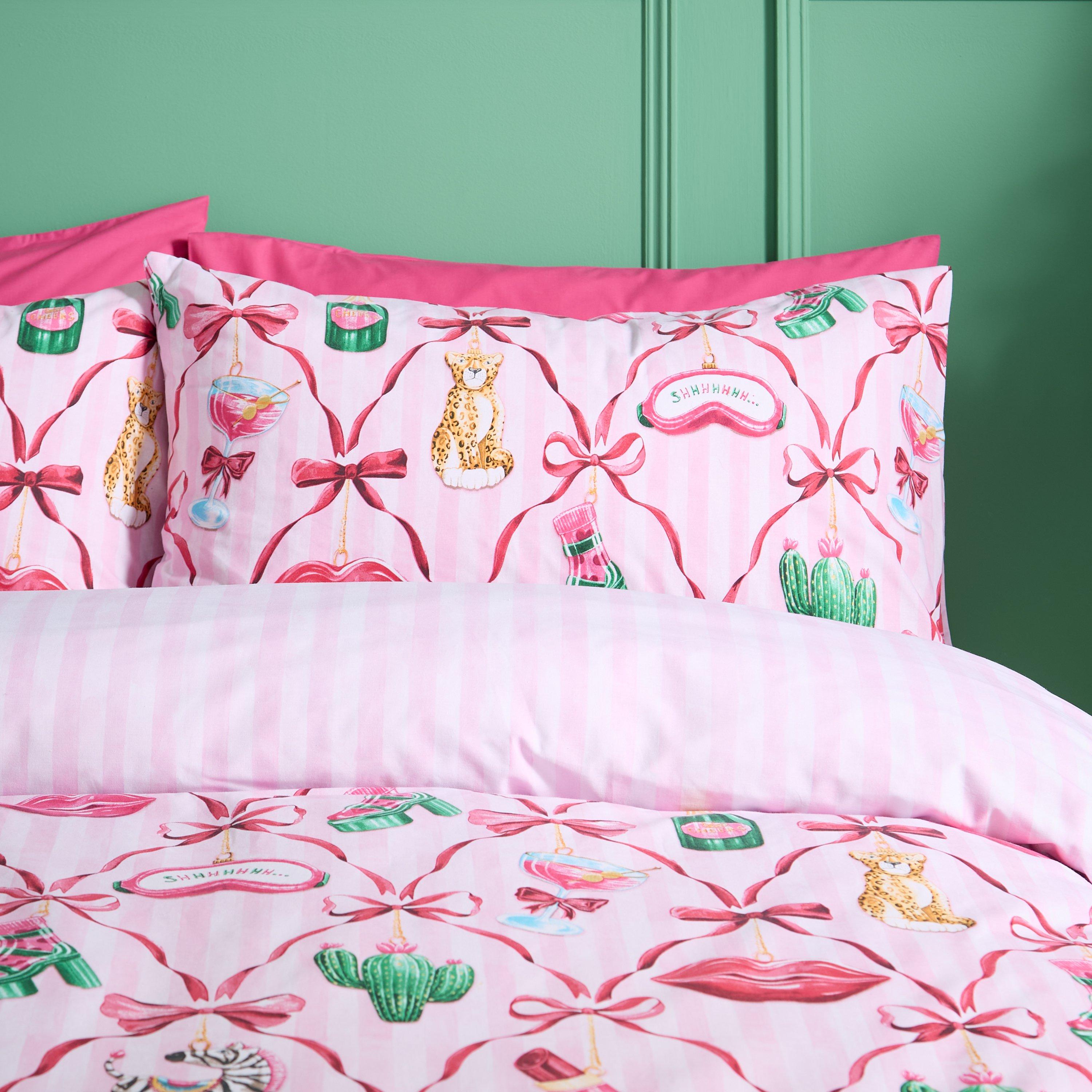 Pink - Catherine Lansfield - Christmas Kitsch Reversible Duvet Cover Set - 3