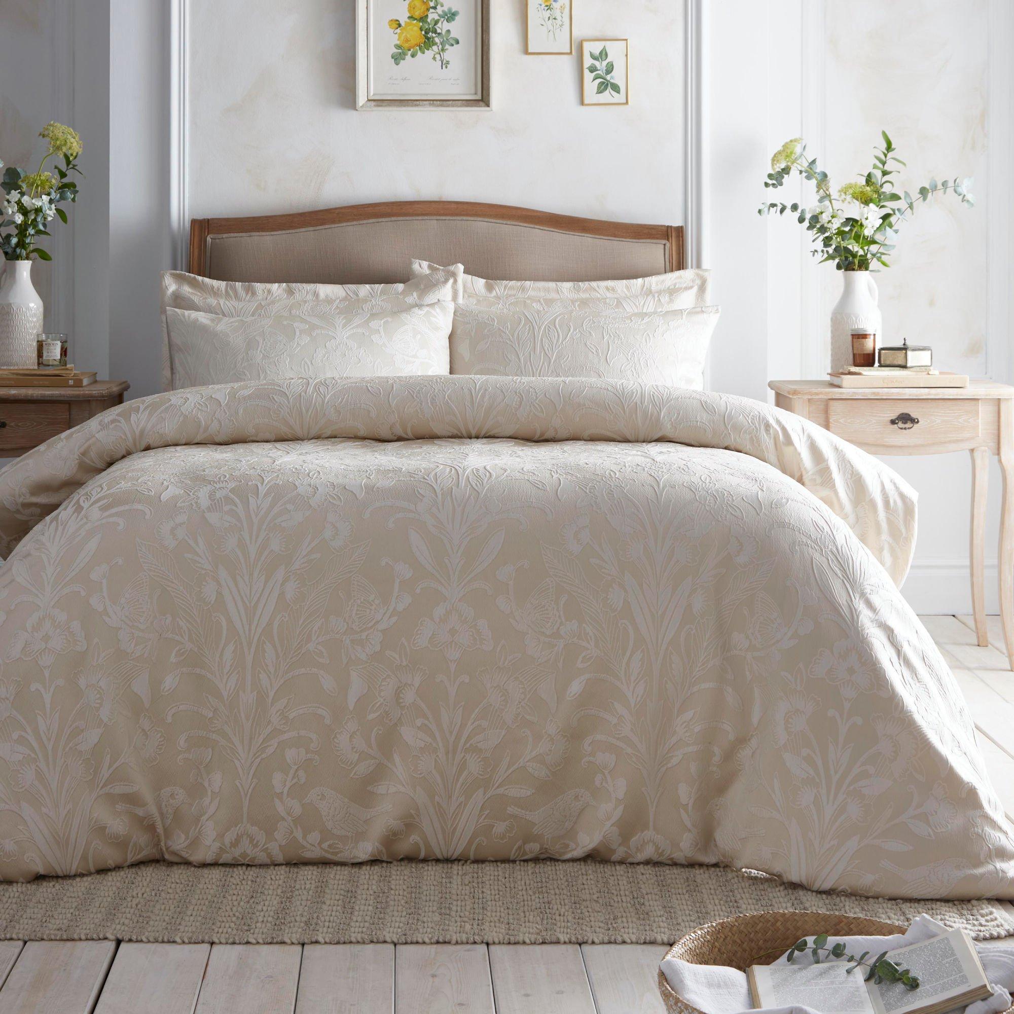 Champagne - Appletree - Elysia Jacquard Duvet Cover Set - 1
