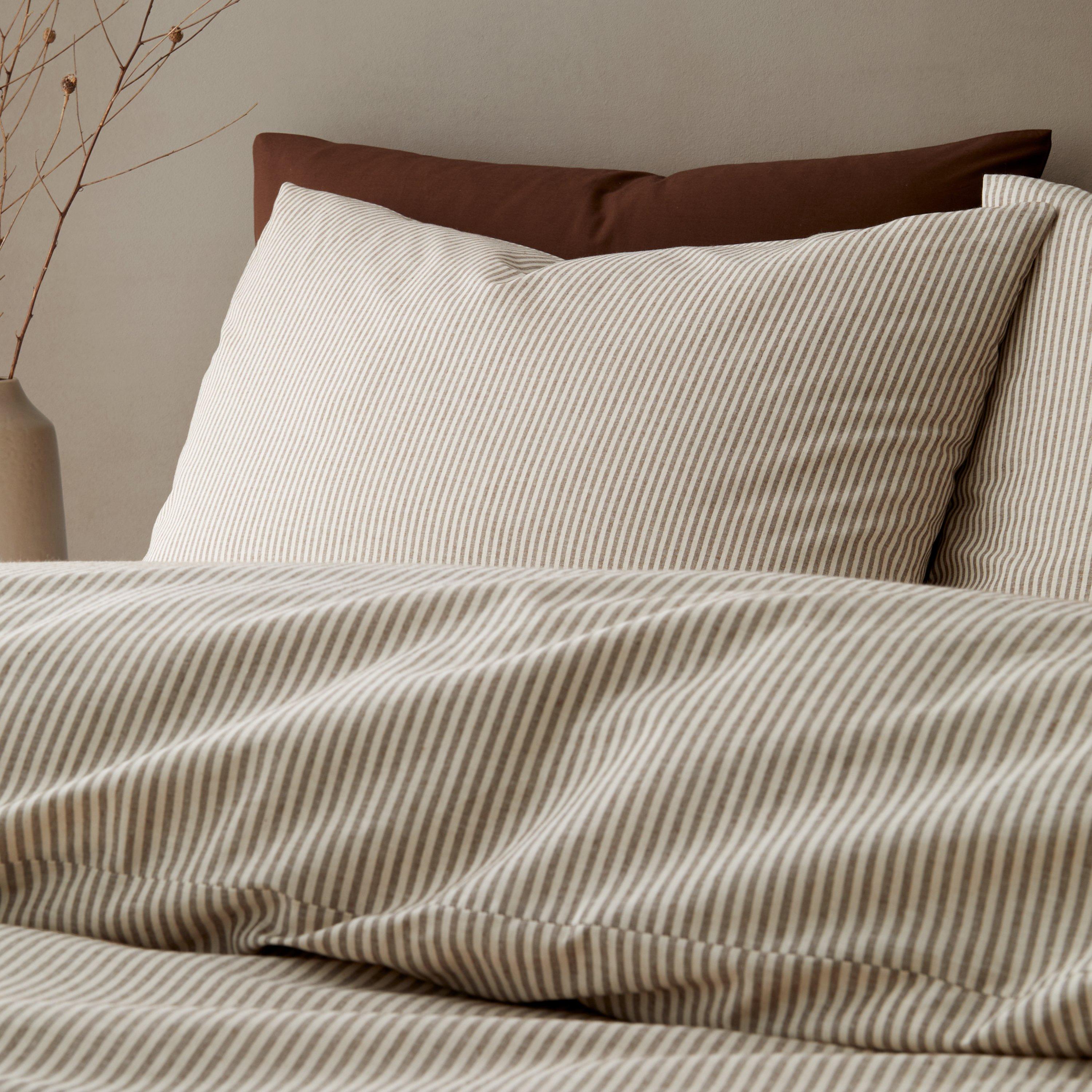 Mole - Pineapple Elephant - Cotton Rich Narrow Woven Stripe Duvet Cover Set - 2