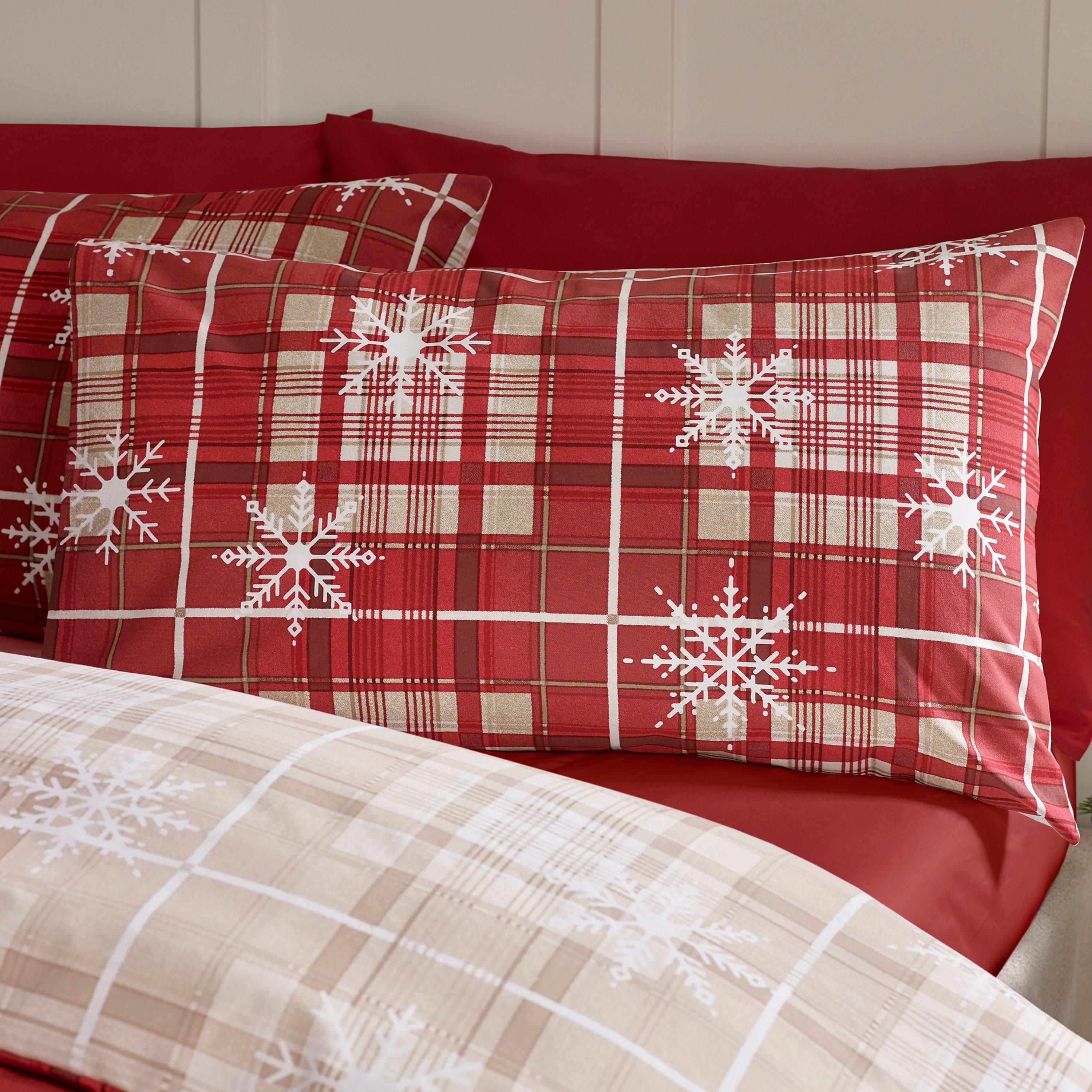 Red - Catherine Lansfield - Christmas Scandi Check Reversible Duvet Cover Set - 3