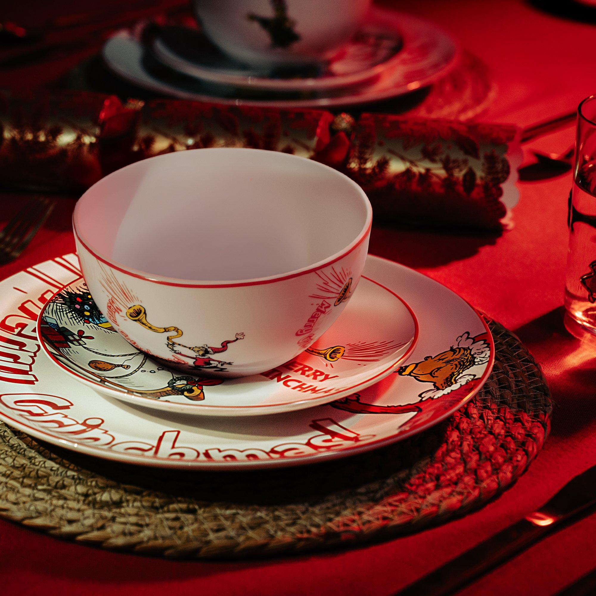 White - The Grinch - 12 PIECE DINNER SET MERRY GRINCHMAS - 6