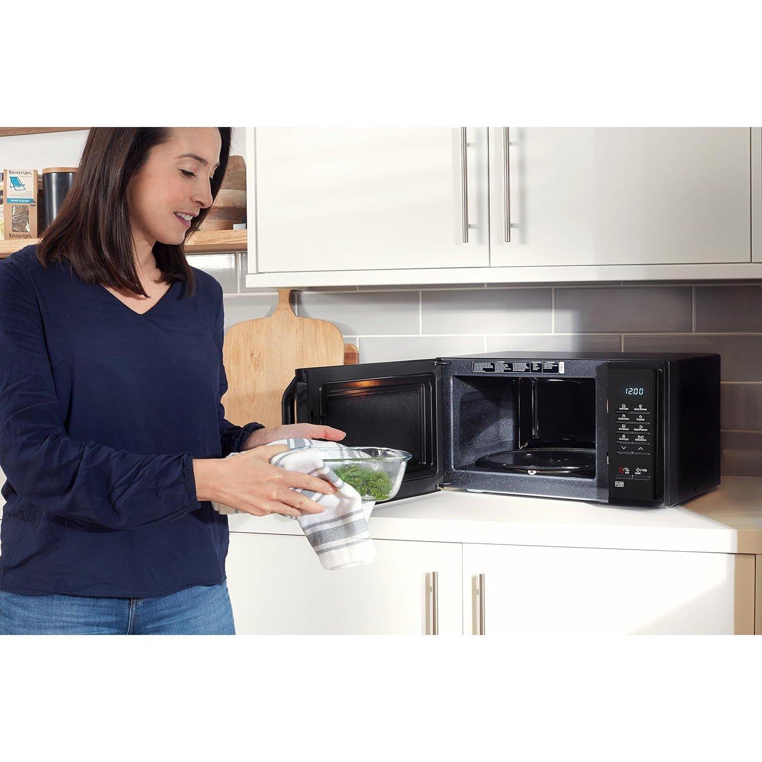 Black - Samsung - Samsung 800W 23L Standard Microwave MS23K3513AK - 4