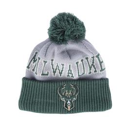 New Era Milwaukee Bucks NBA Tip Off 2023 Bobble Knit Hat