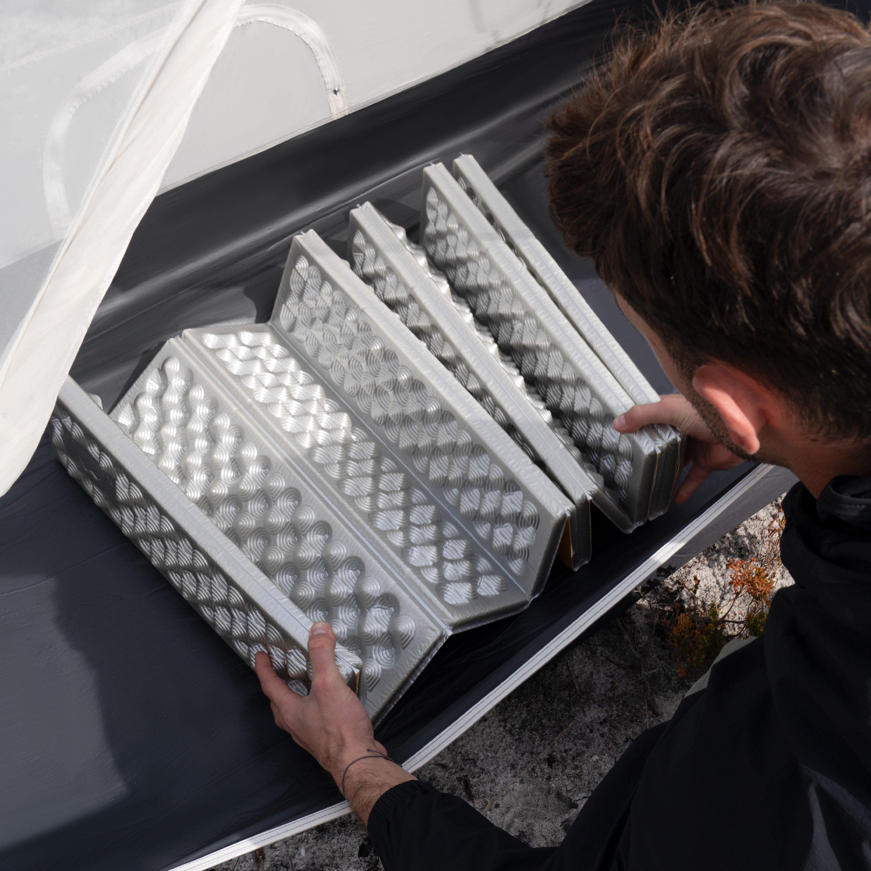 Army Green - Naturehike - Foldable Egg-Crate Mattress Pad - 2