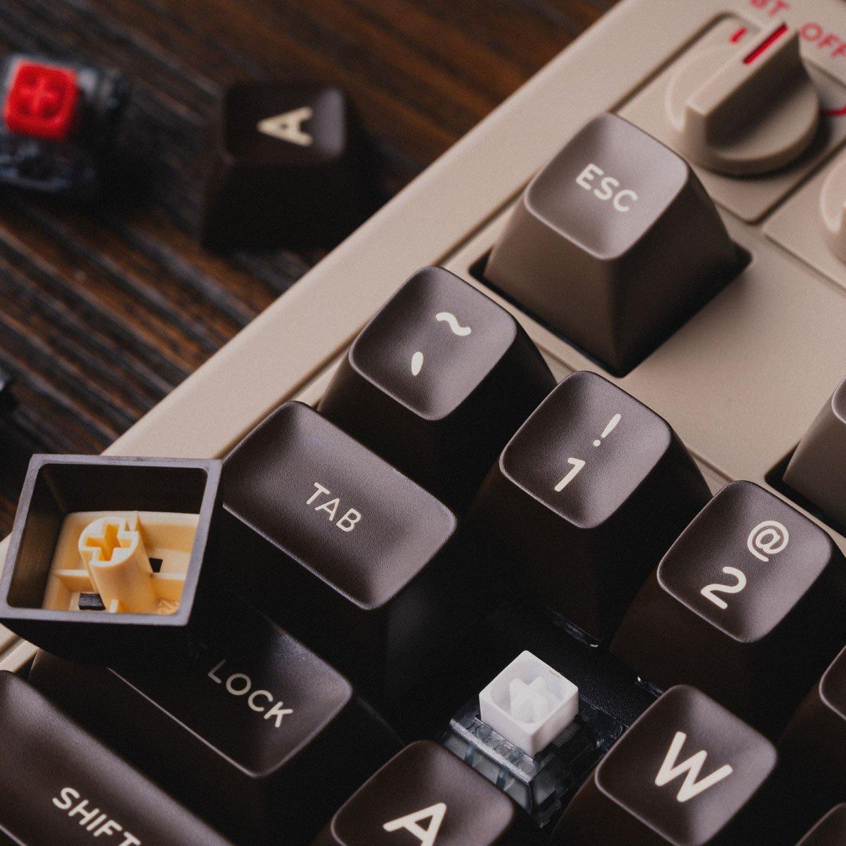 Multi - 8BitDo - C64 Mechanical Keyboard - 4