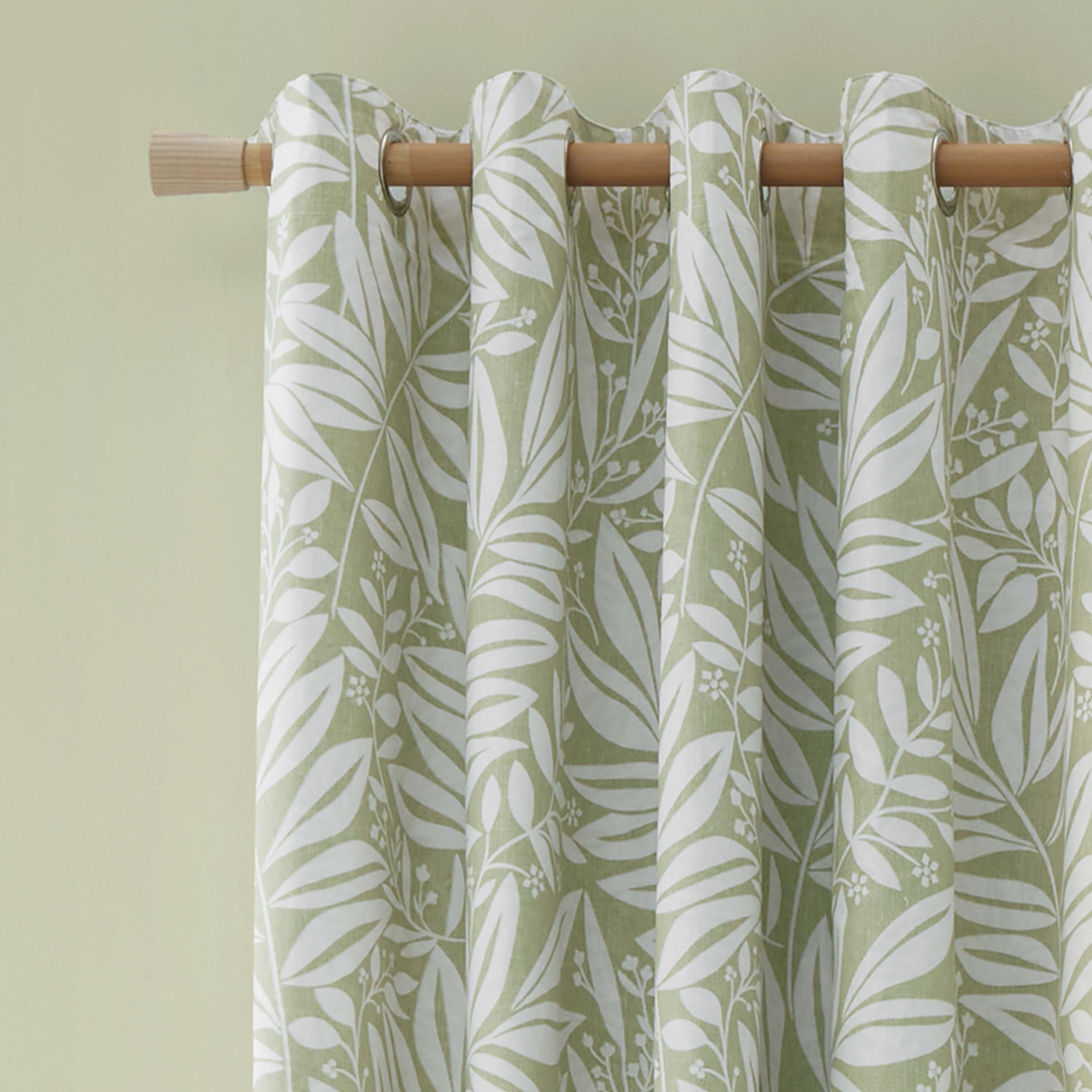 Green - Catherine Lansfield - Sorrel Leaf Fully Reversible Eyelet Curtains - 1