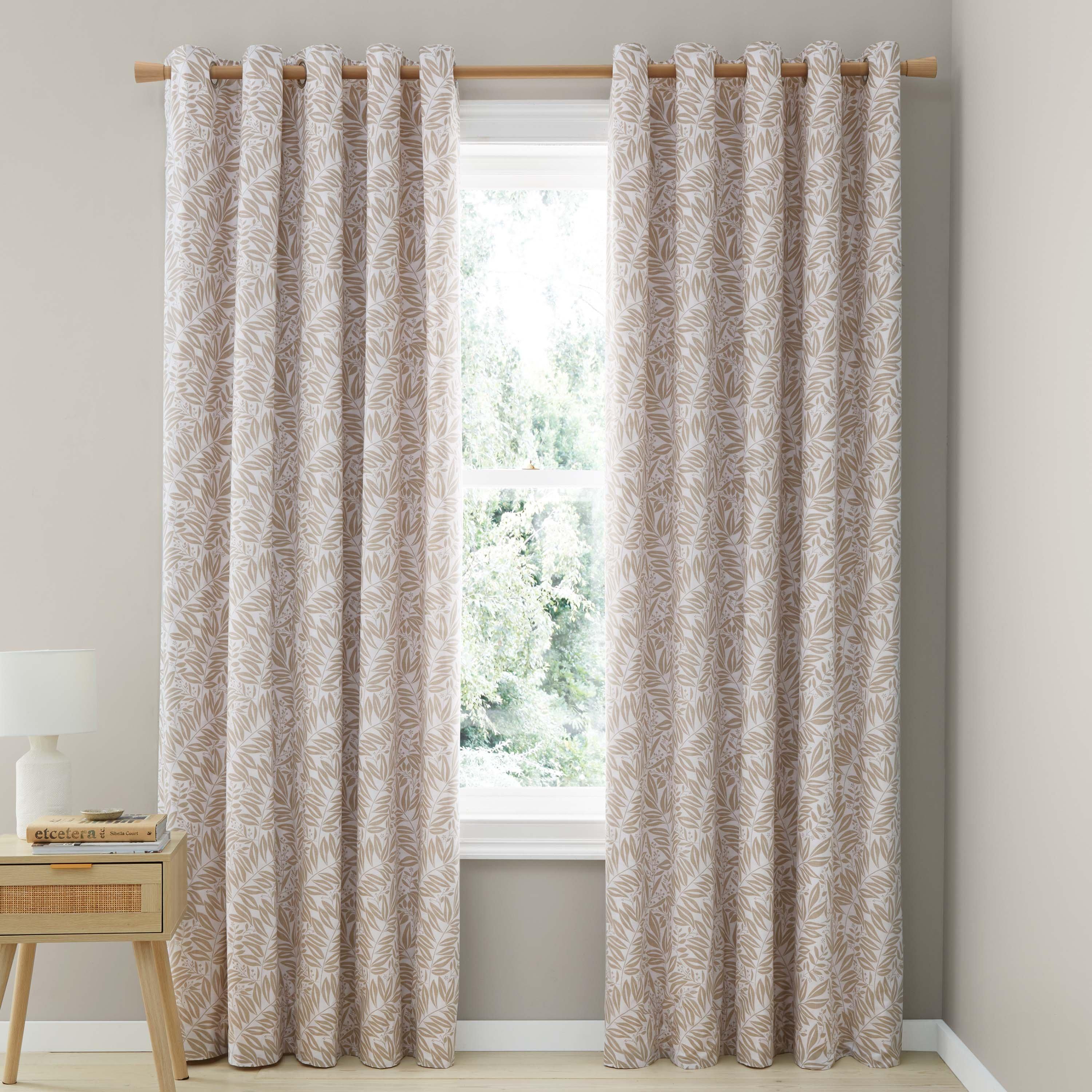Natural - Catherine Lansfield - Sorrel Leaf Fully Reversible Eyelet Curtains - 4