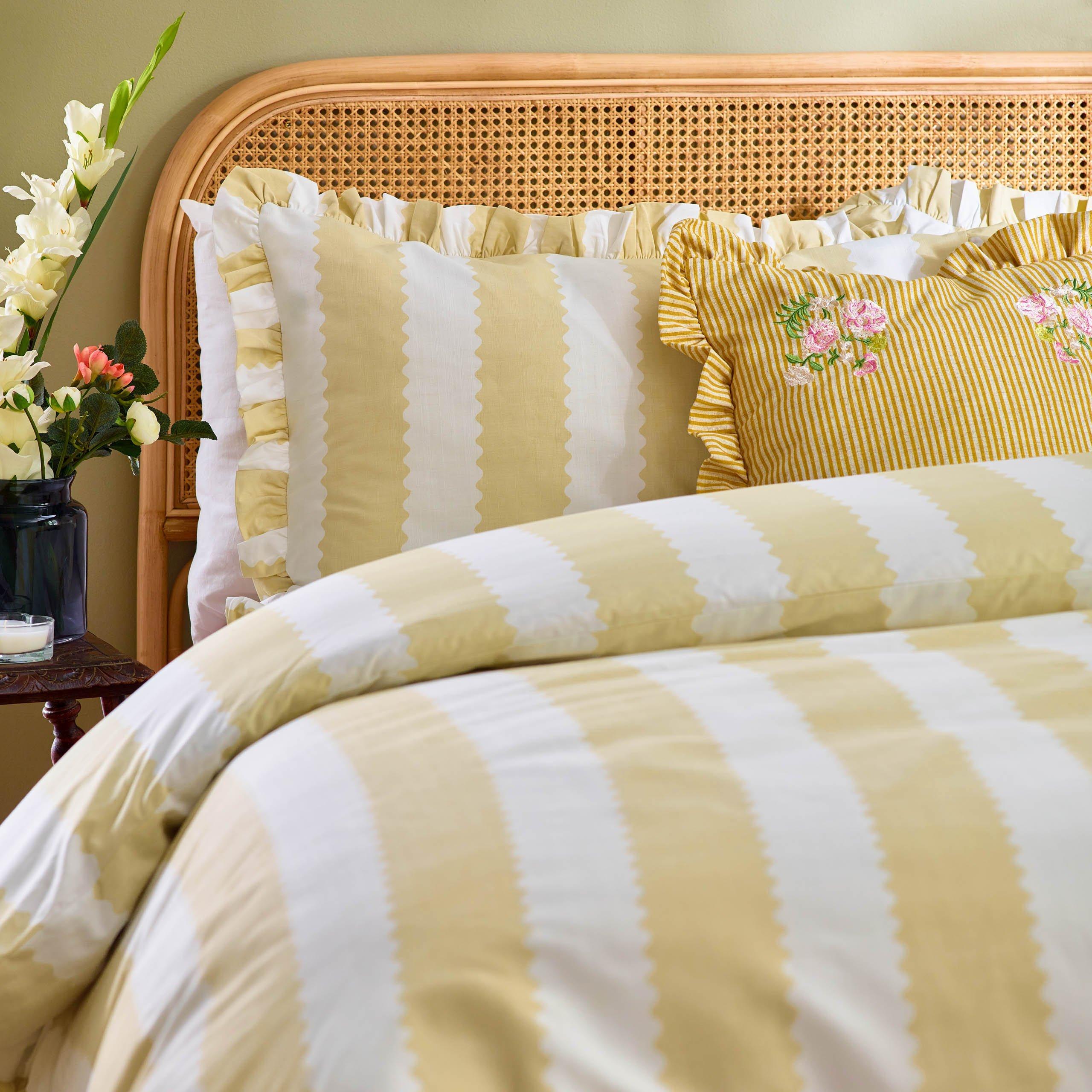 Butter Yellow - Wylder - Birdie Stripe Ruffle Duvet Set - 3