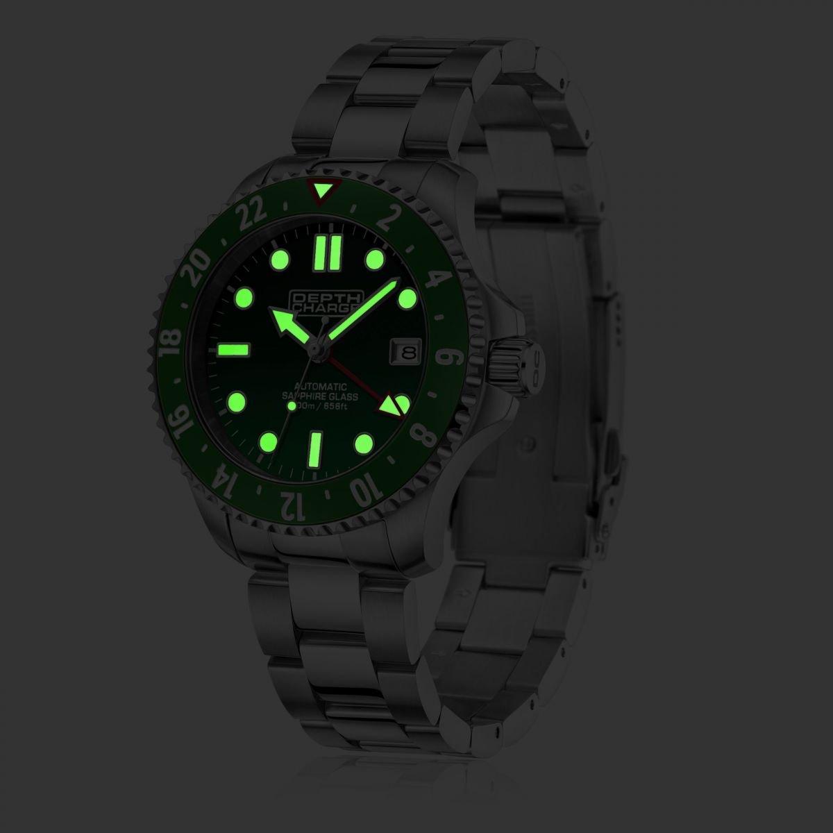 Argent et vert. - Depth Charge - Charge Stainless Steel Green Dial Dive Watch - 2