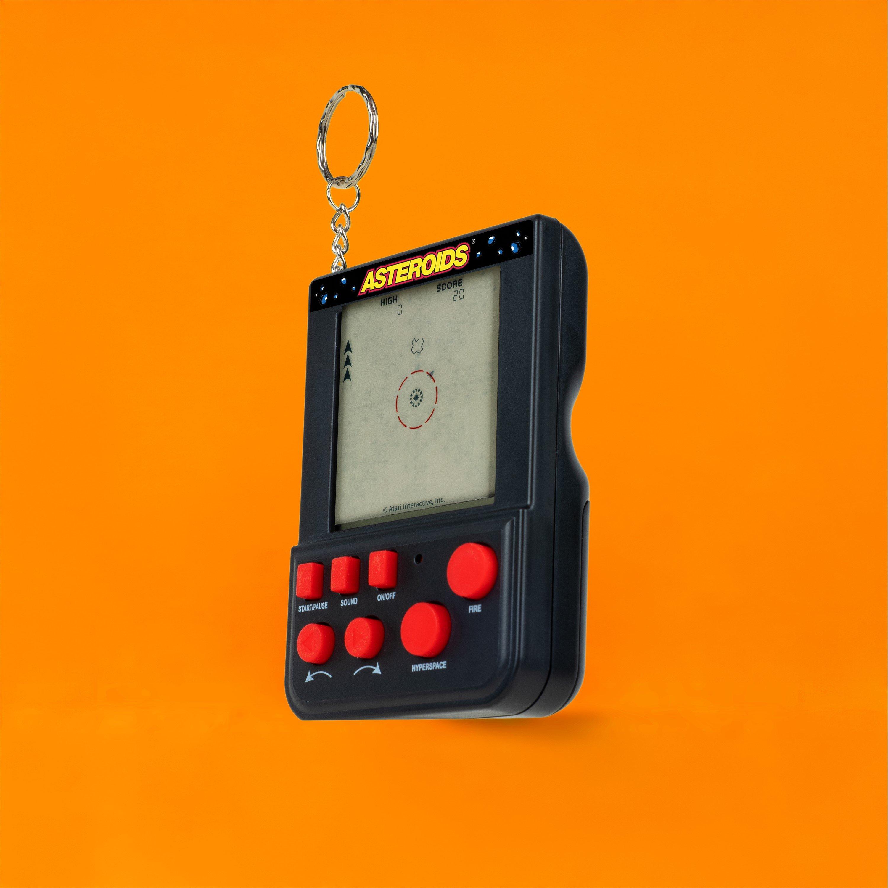 Multi - Atari - Asteroids Keyring Game - 3