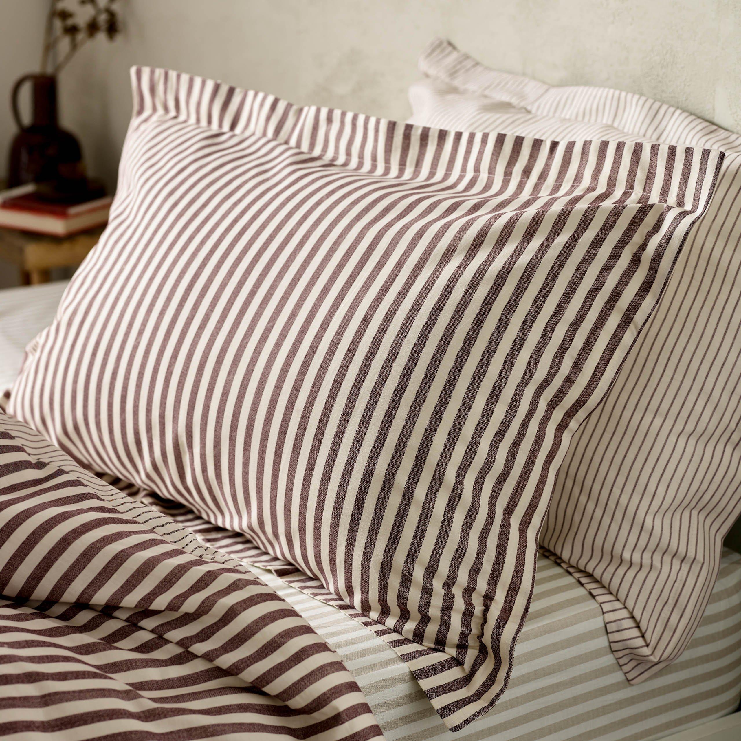 Beetroot - Yard - Hebden Stripe 100% Cotton Duvet Set - 4