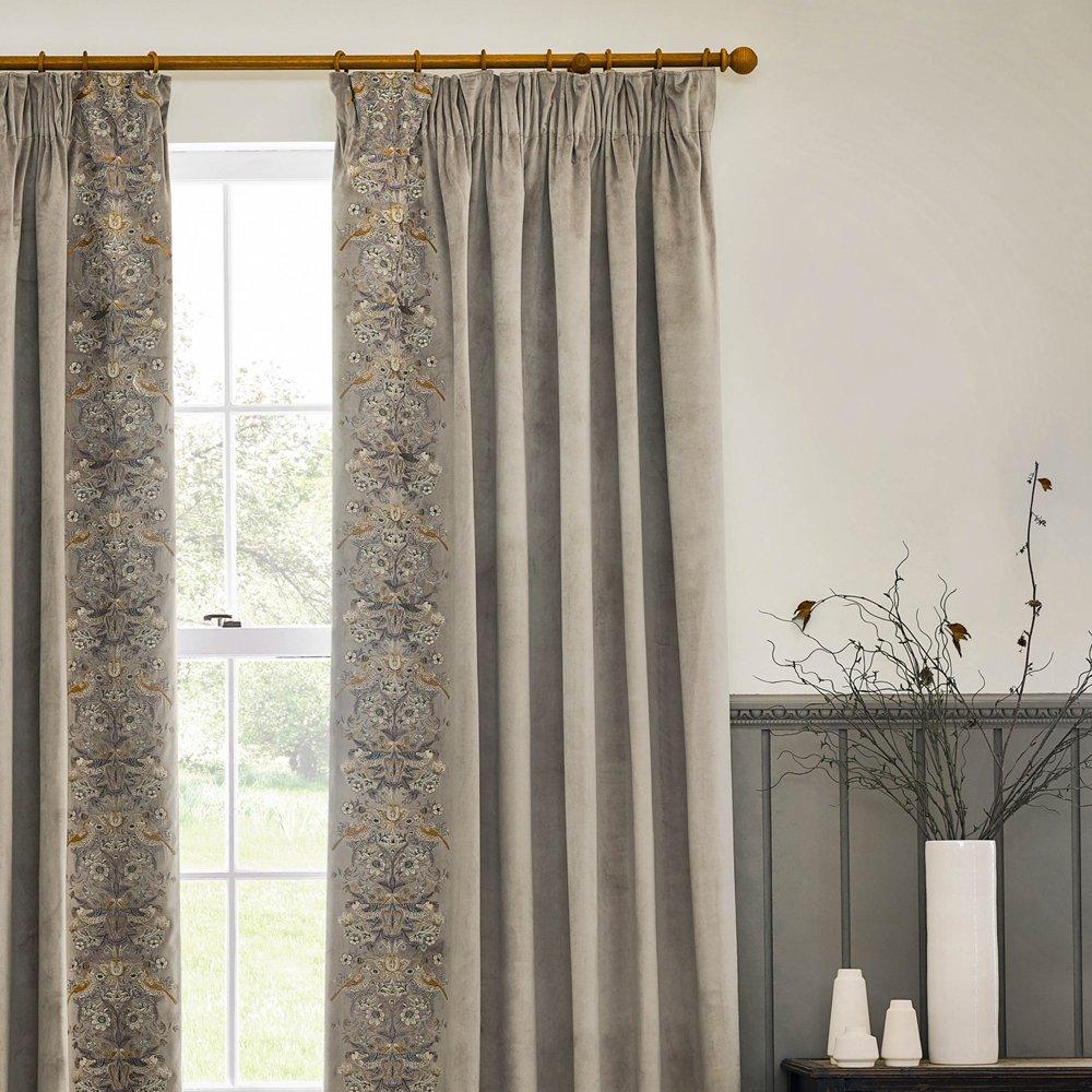 Biscuit - Morris and Co - Strawberry Thief Jacquard Throw - 3