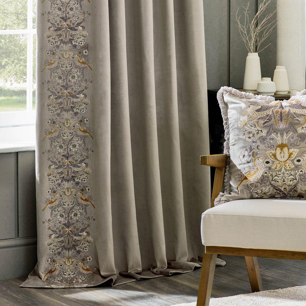 Biscuit - Morris and Co - Strawberry Thief Jacquard Throw - 4