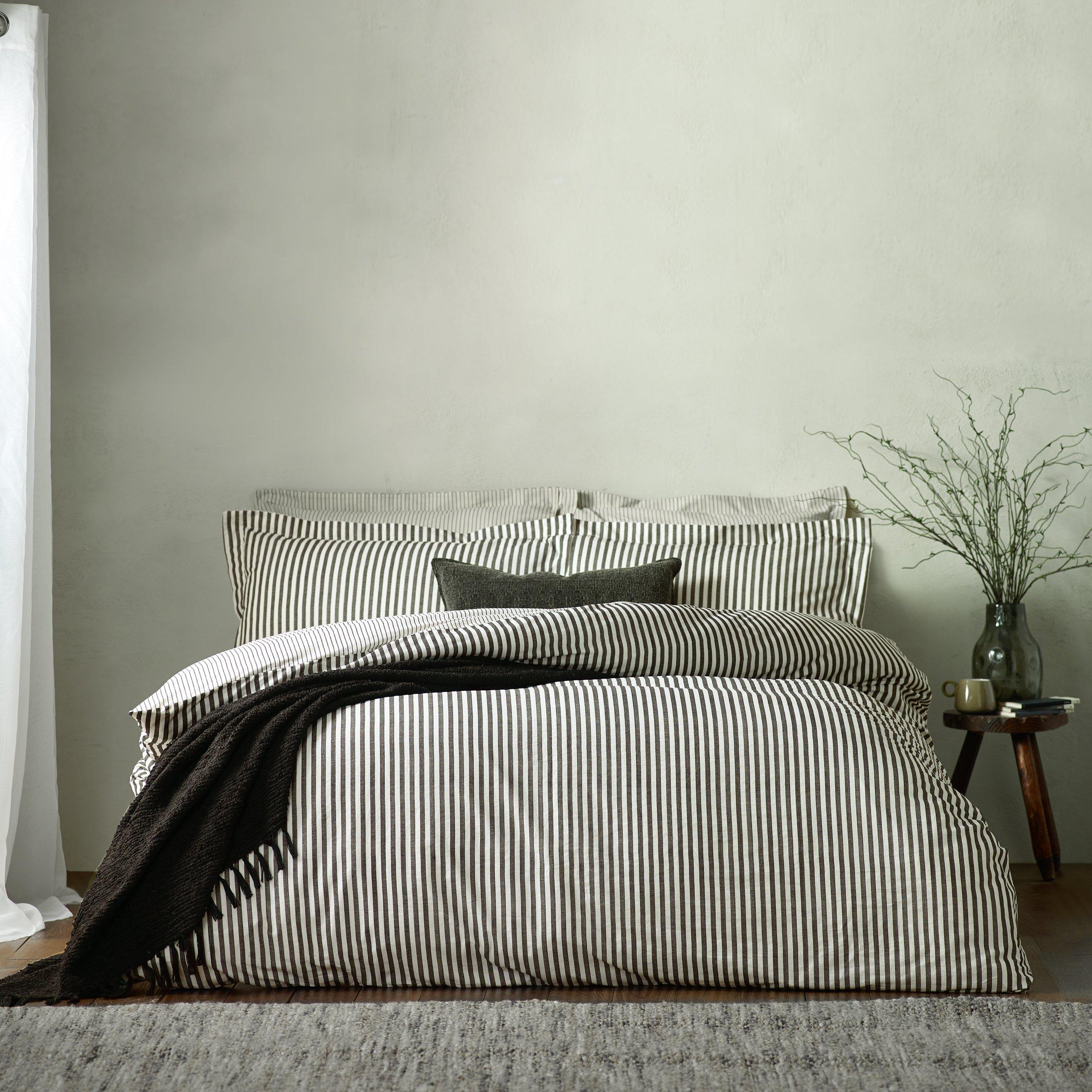 Black - Yard - Hebden Stripe 100% Cotton Duvet Set - 2
