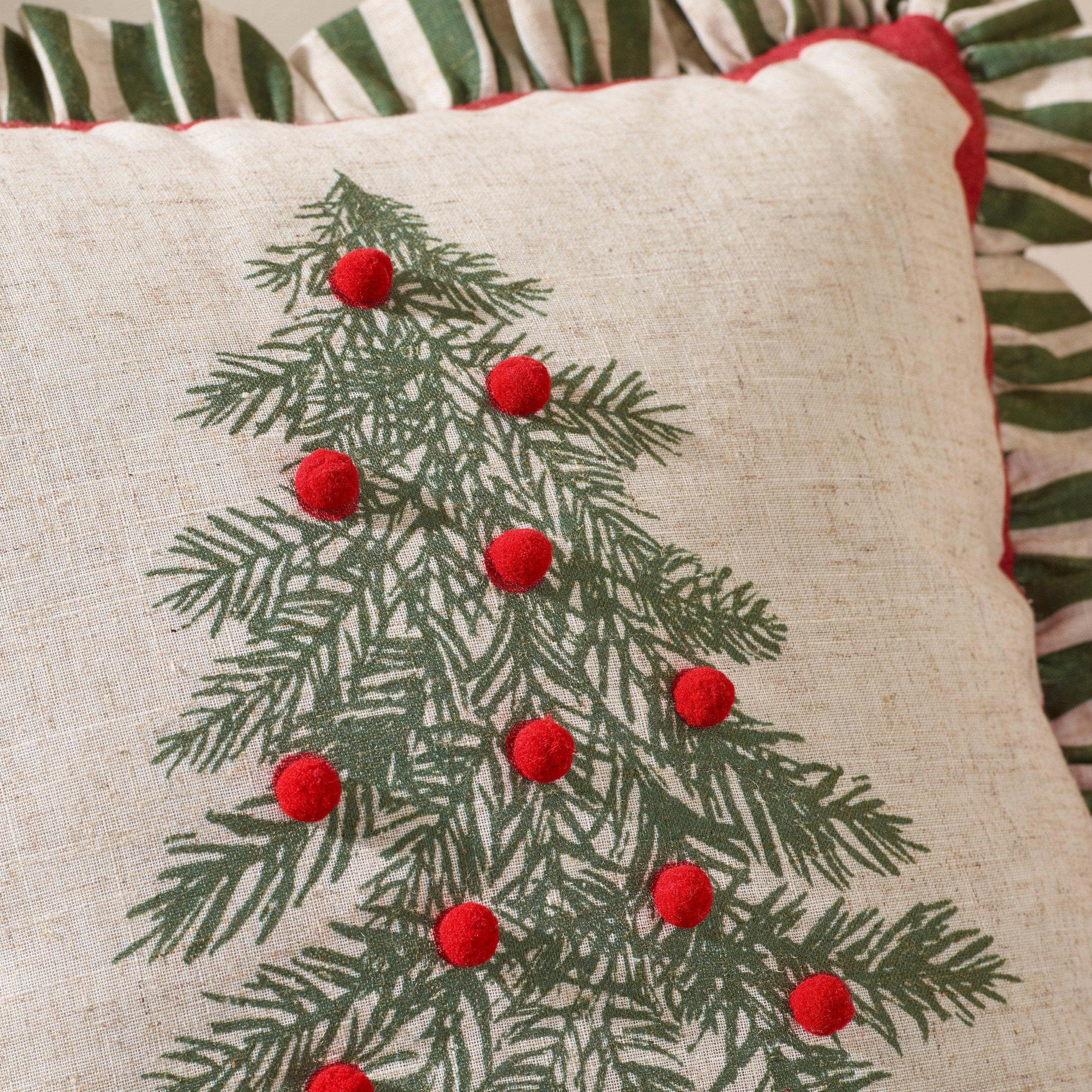 Green - Catherine Lansfield - Frilled Christmas Tree Cushion - 2