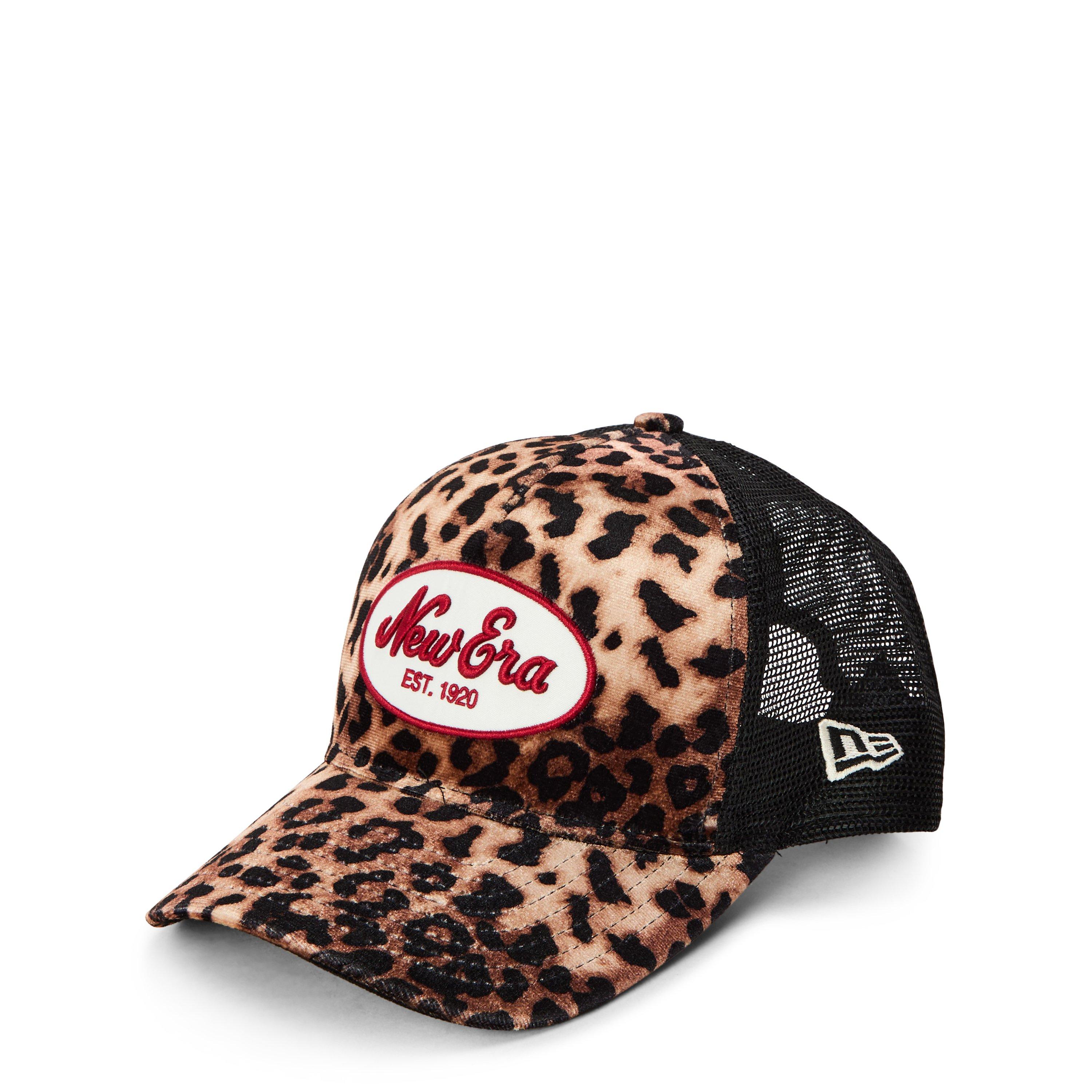 NE Leopard/Blk - New Era - Womens Trucker Cap - 1