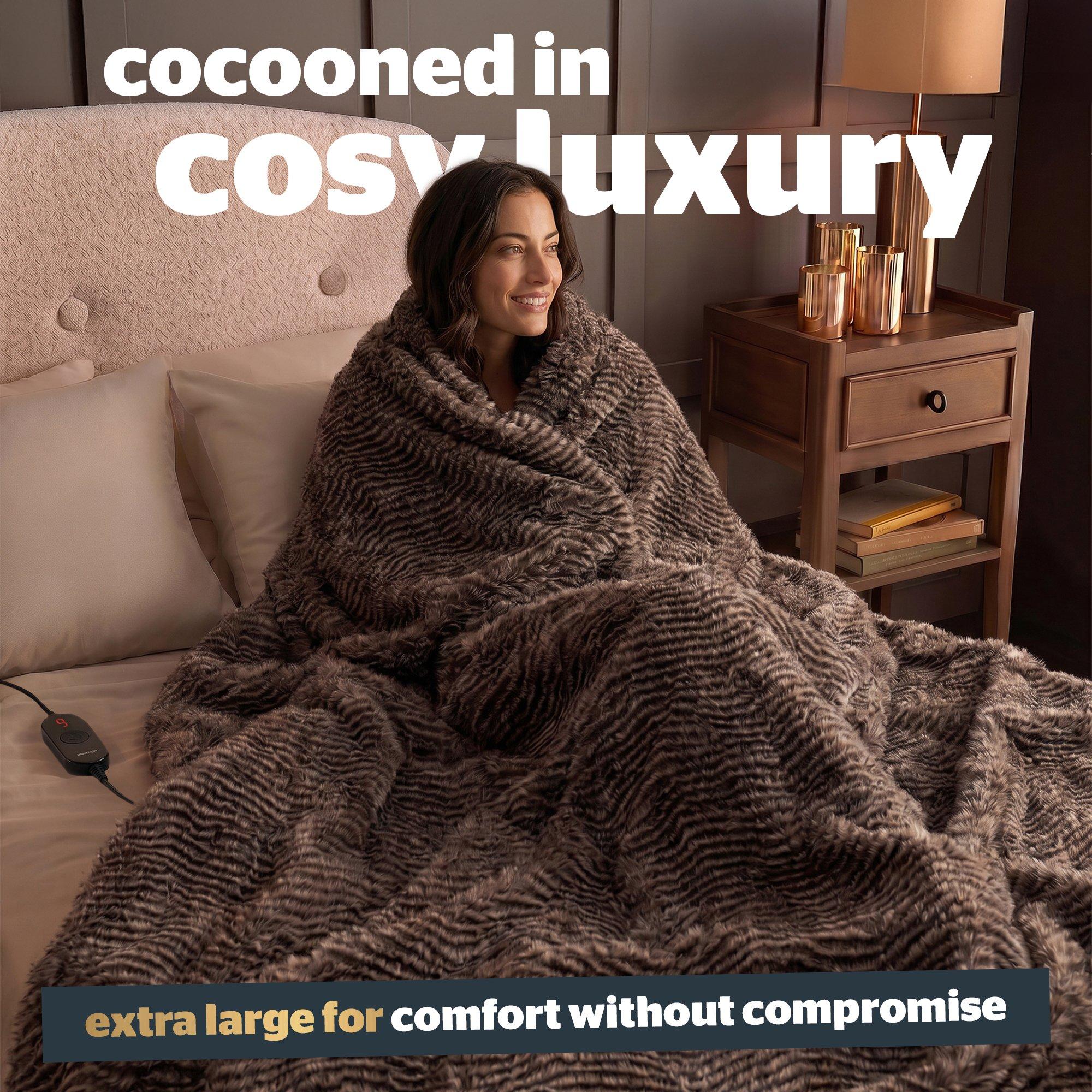 Brown - Silentnight - Prestige Faux Fur XL Heated Throw - 2