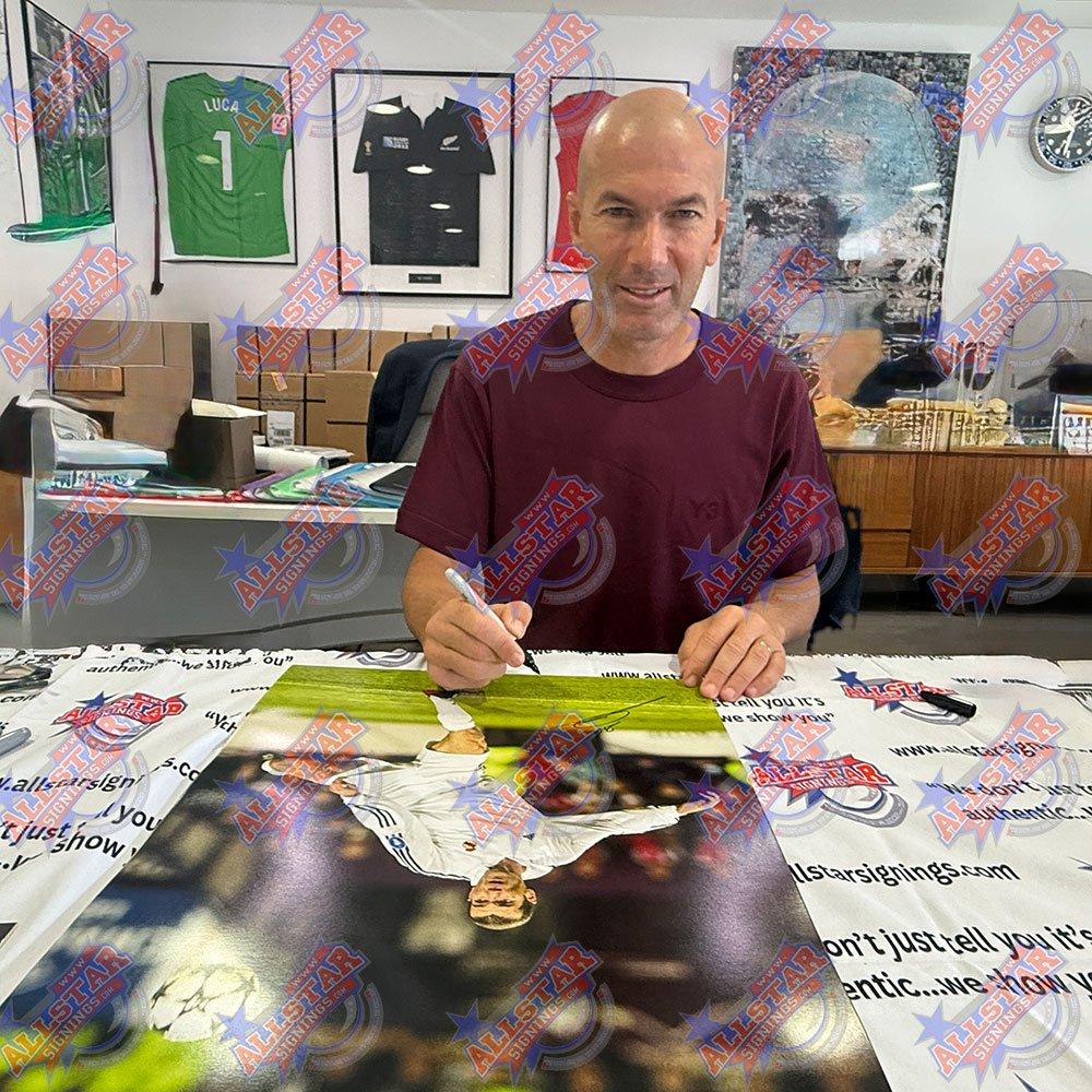 White - Real Madrid FC - Zinedine Zidane Signed Real Madrid photo - 2