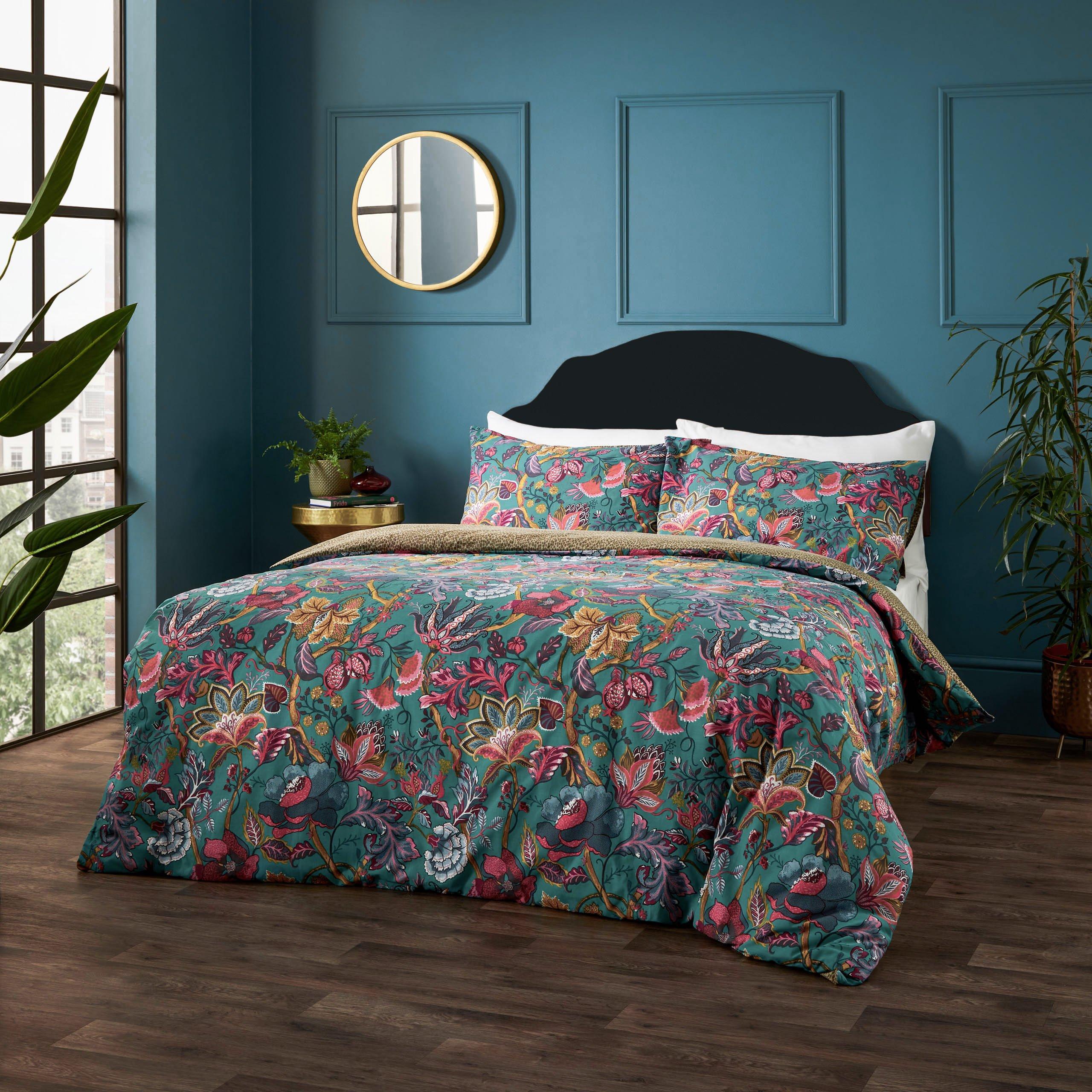 Cerise - Wylder - Viranai Exotic Floral Duvet Set - 4
