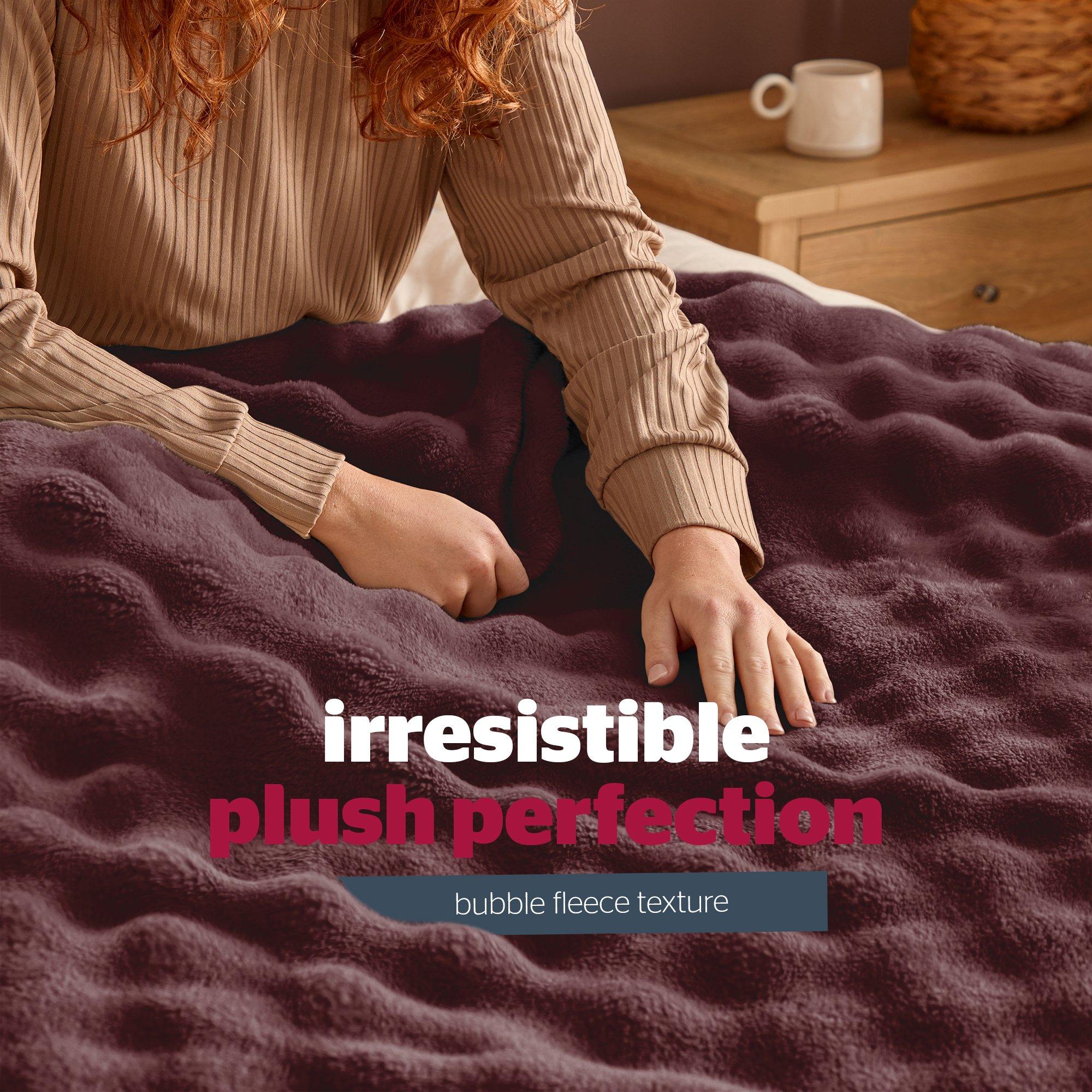 Berry - Silentnight - Snugsie Bubble Blanket - 3