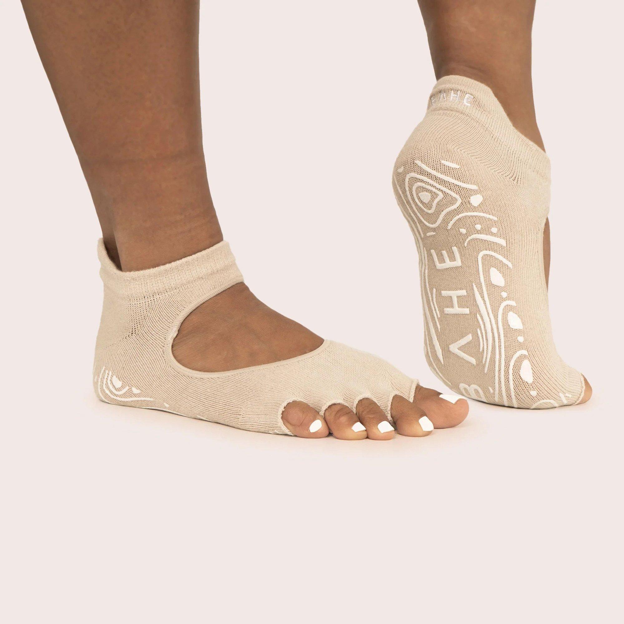 Dusty Beige - Bahe - Studio Grippy Opentoe Socks - 3