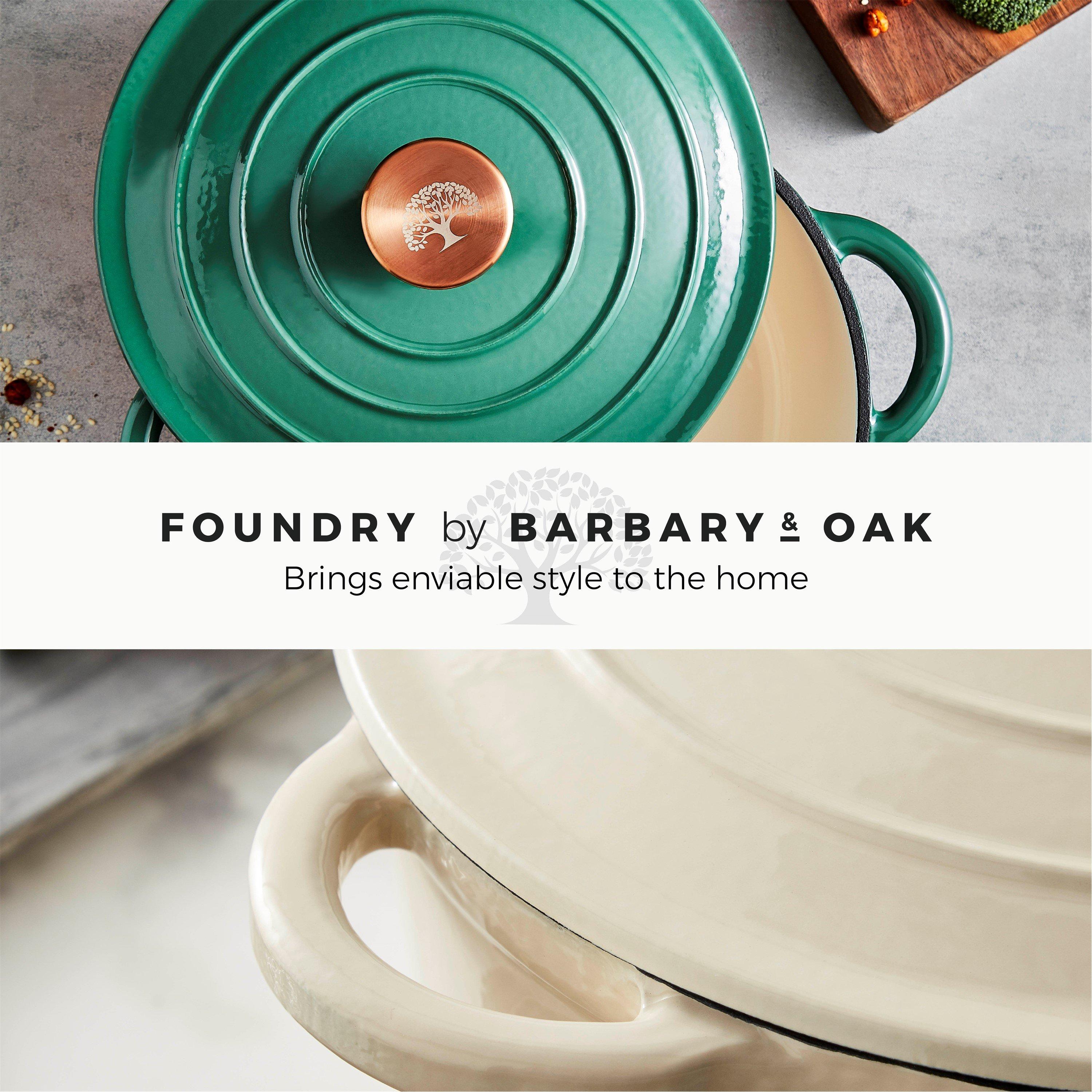 Green - Barbary And Oak - 24cm Round Casserole Cast Iron - 10