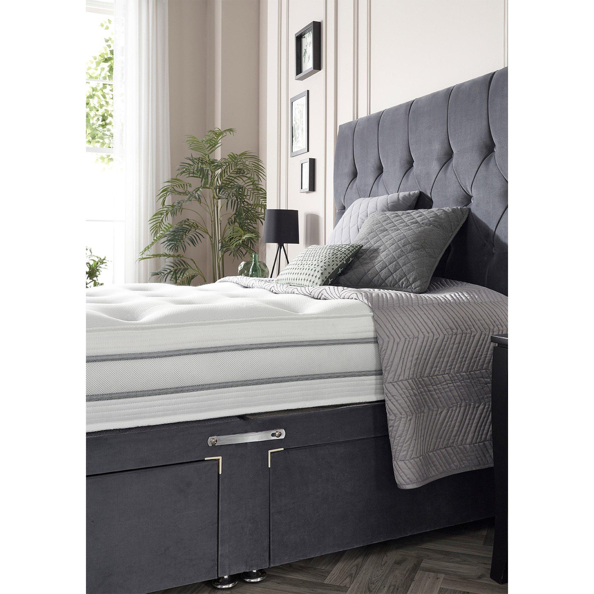 White - Aspire - Cool 1000 Pocket Tufted Mattress - 4