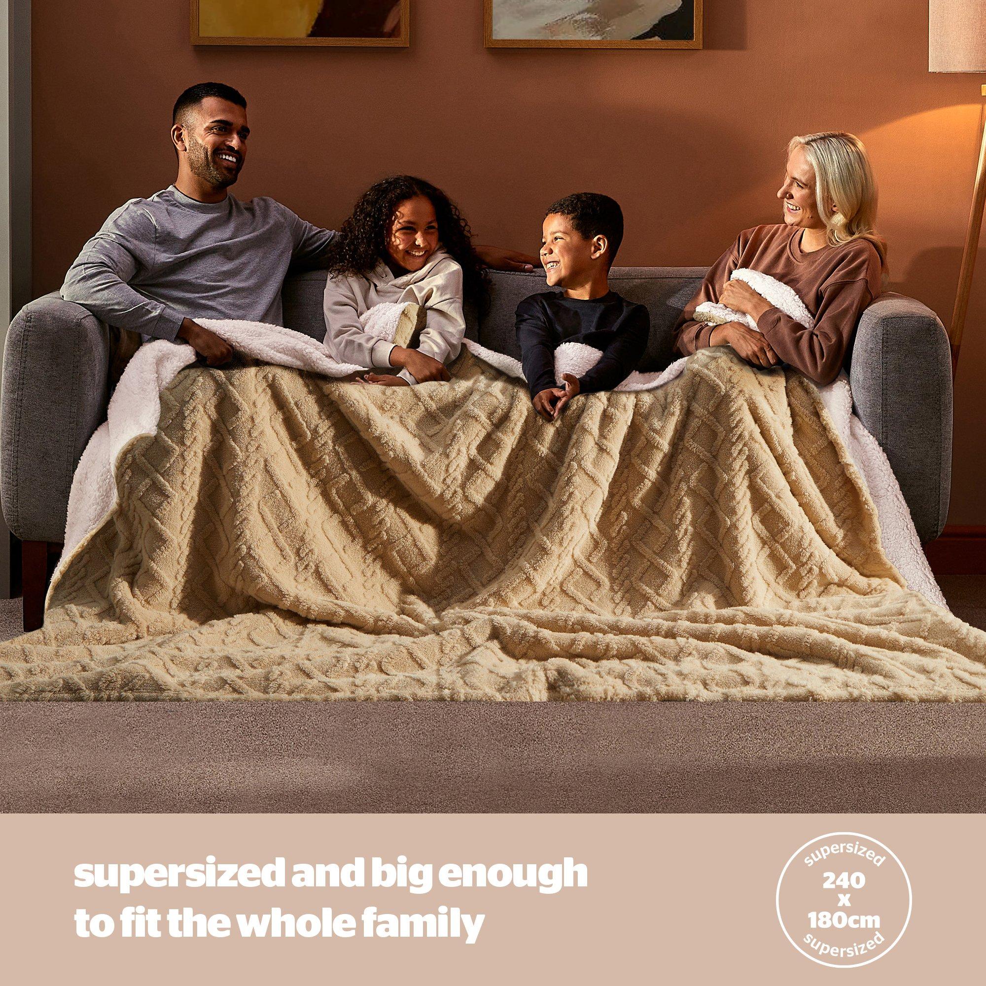 Natural - Silentnight - Snugsie Cable Knit Blanket - 3