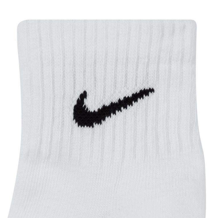 Nike | Everyday Cushioned Ankle Socks 3 Pack | Trainer Socks | Sports ...