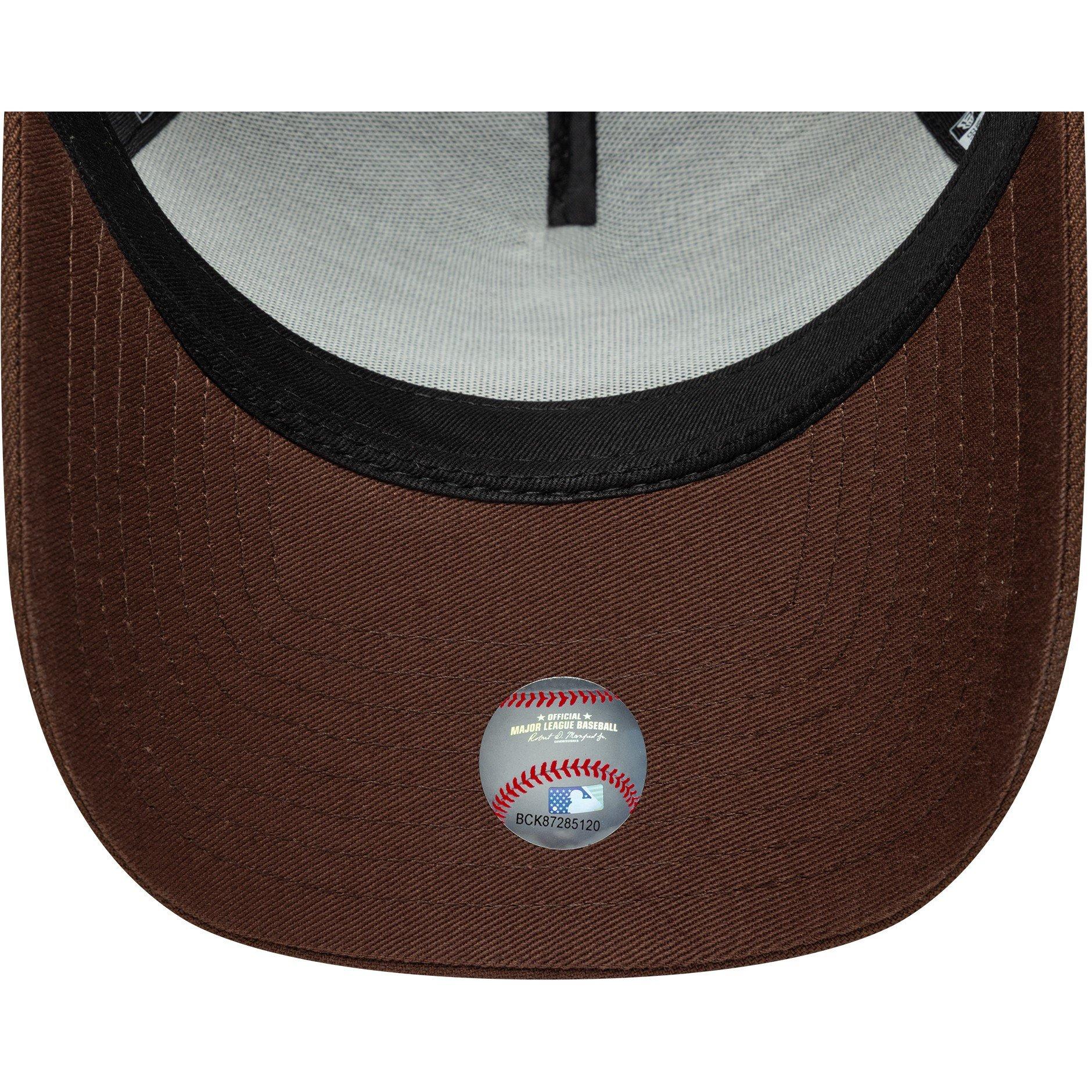 LA Brown / Red - New Era - Outline Script Cap - 4