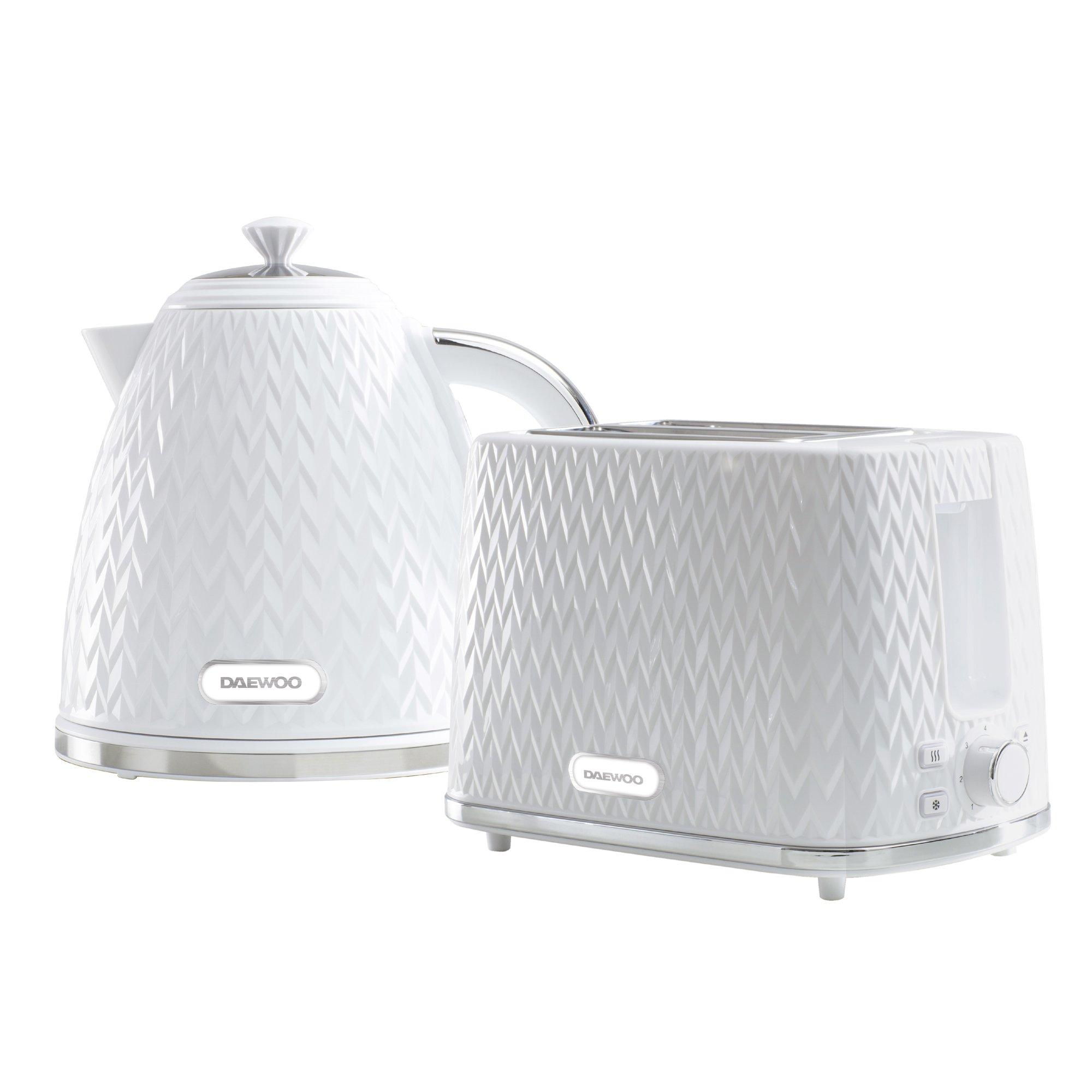White - Daewoo Electricals - White Argyle Kettle & 2 Slice Toaster Set - 1