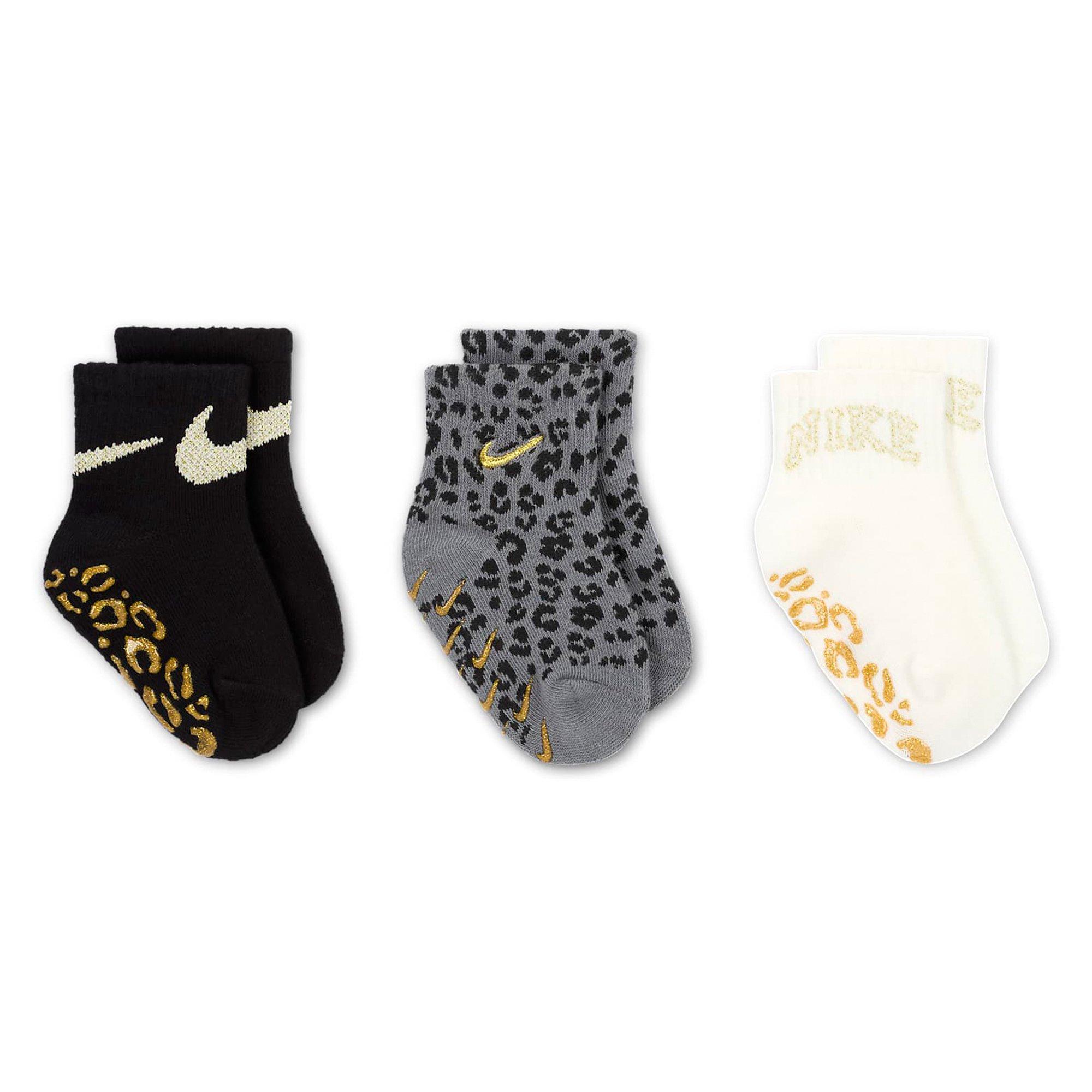 Black - Nike - 3 Pack Grip Socks Infants - 2