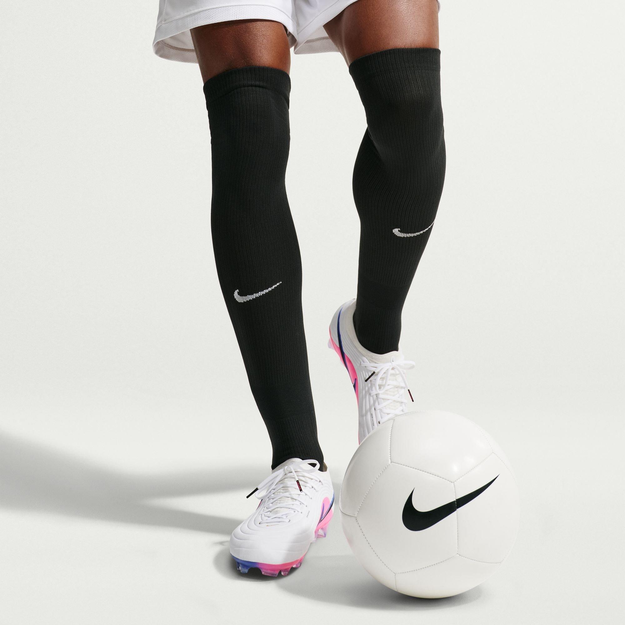 Black/White - Nike - Nike U Nk Strike Kh Sn99 - 7