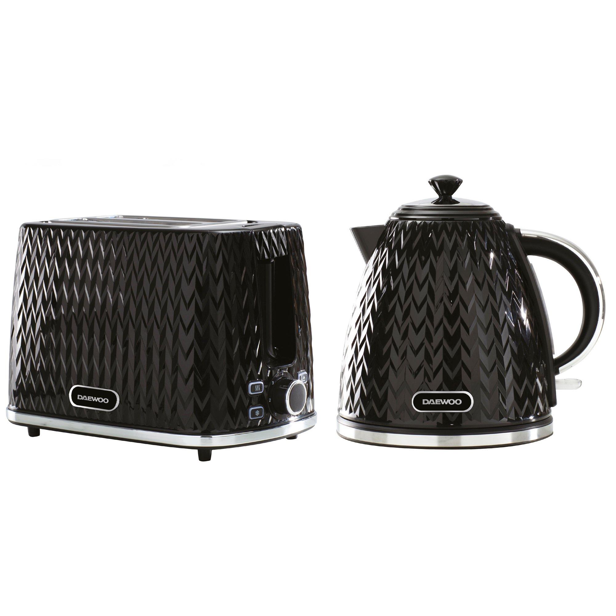 Black - Daewoo Electricals - Black Argyle Kettle & 2 Slice Toaster Set