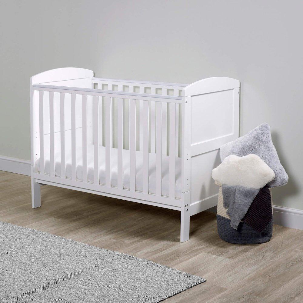 White - Ickle Bubba - Coleby Mini Cot Bed and Fibre Mattress - 1
