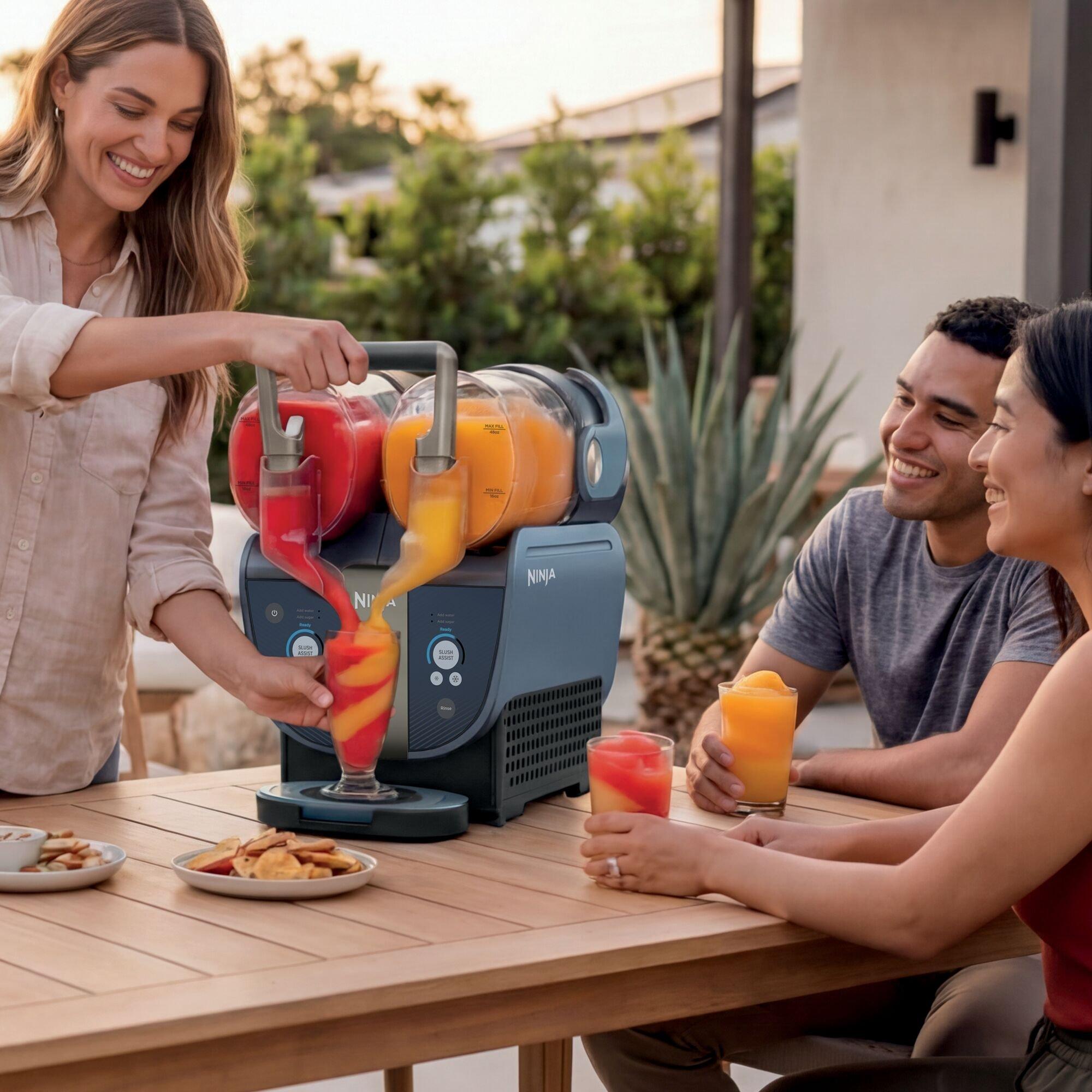 Blue - Ninja - SLUSHi Twist Frozen Drink Maker FS701UKBL Blue - 4