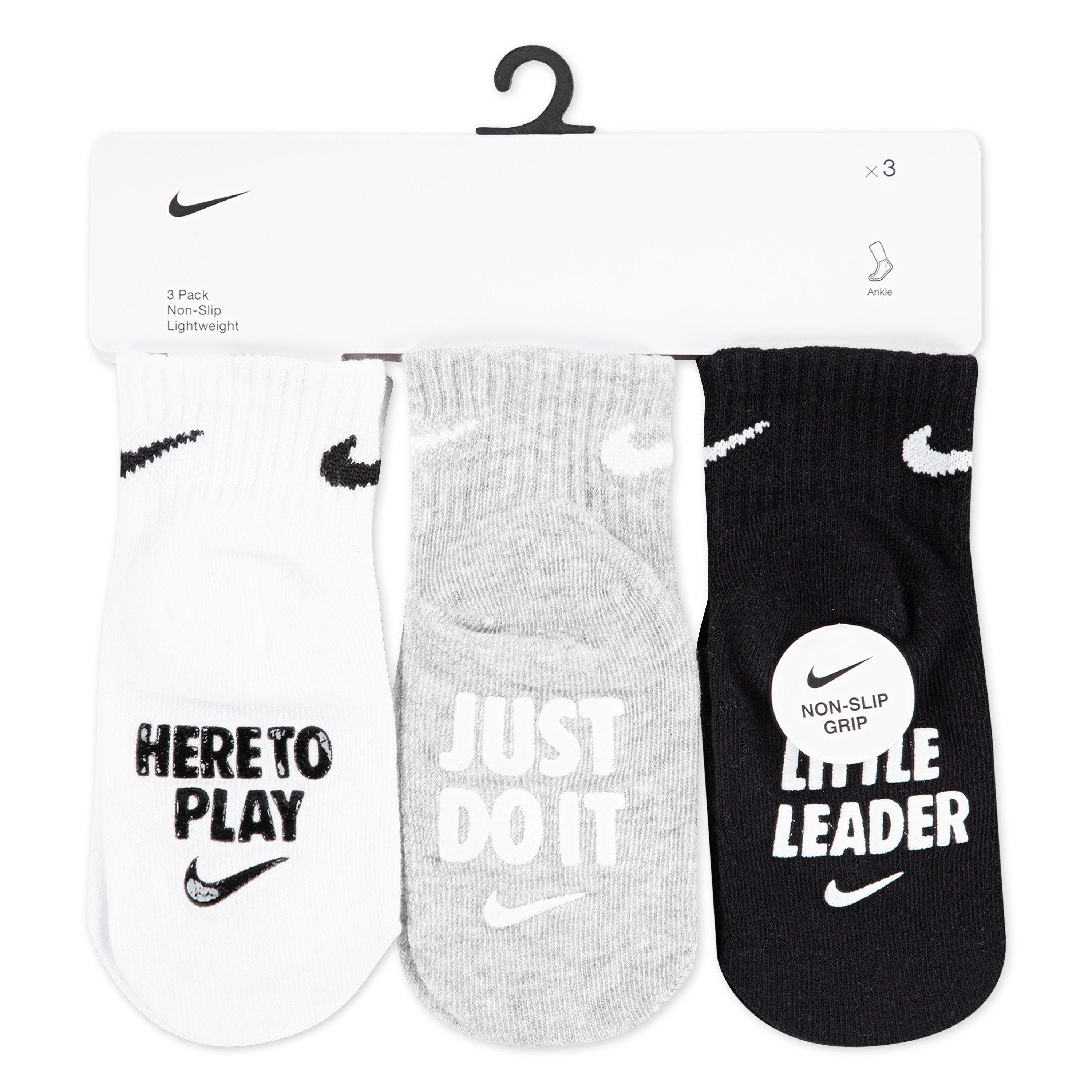 White - Nike - 3 Pack Verbiage Gripper Crew Socks - 1