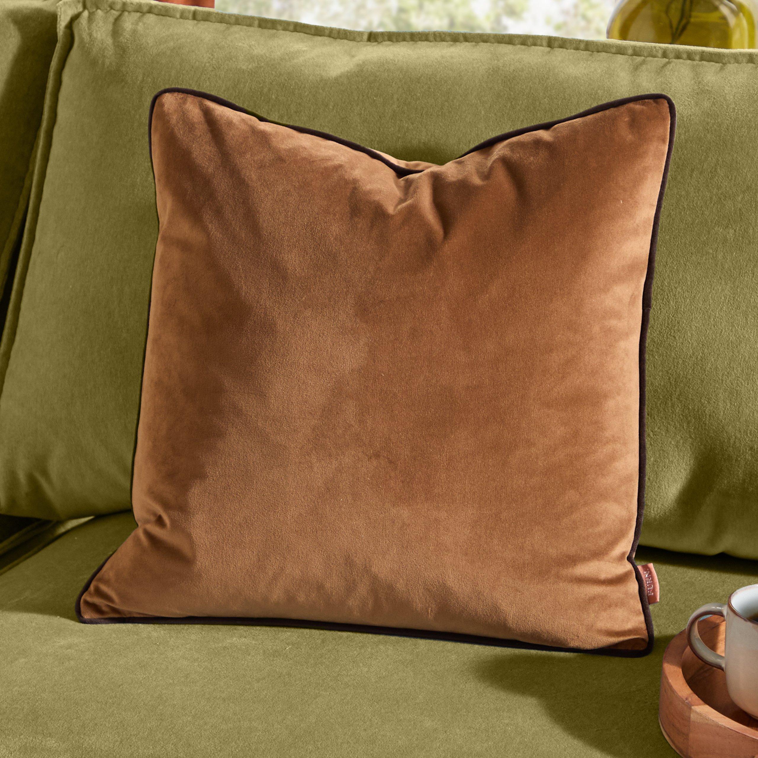 Caramel/Chocola - Furn - Meridian Velvet Feather Filled Cushion - 2