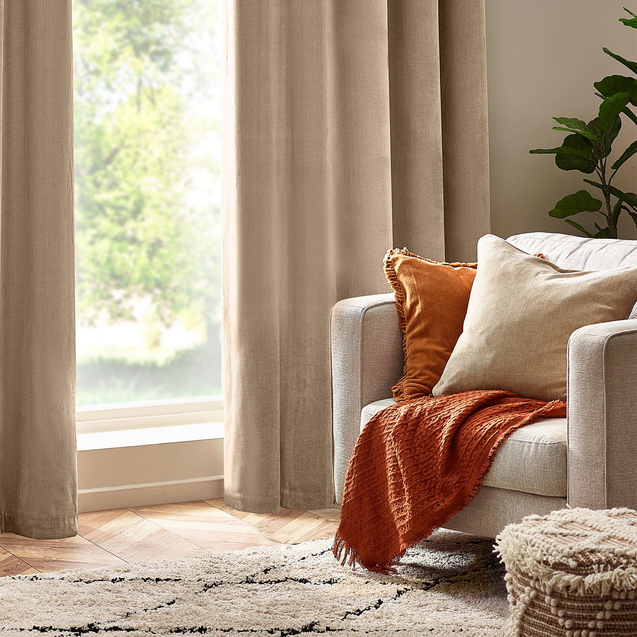 Natural - Yard - Heavy Chenille Piped Fibre Filled Cushion - 6