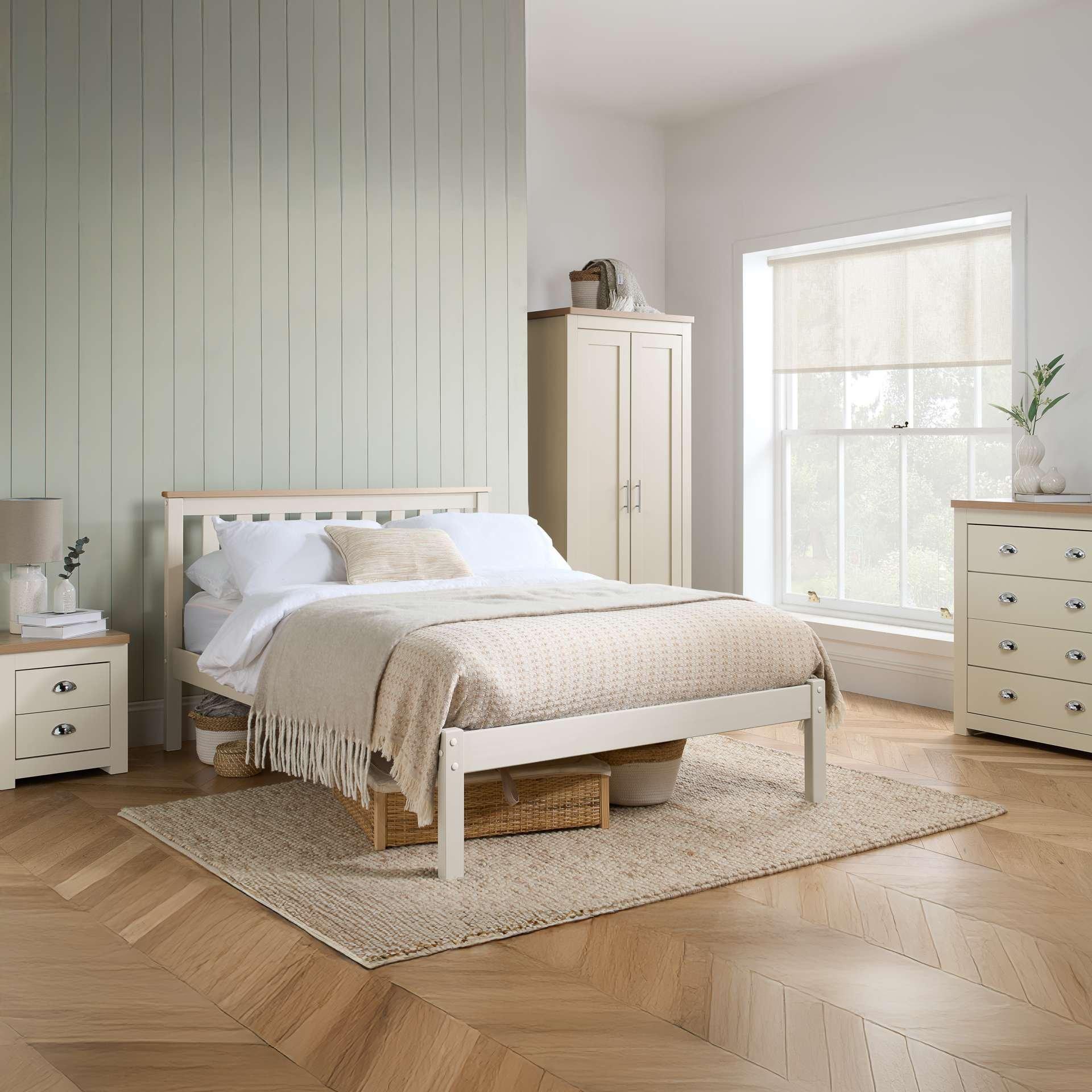White - Birlea - Highgate 2 Drawer Bedside - 2