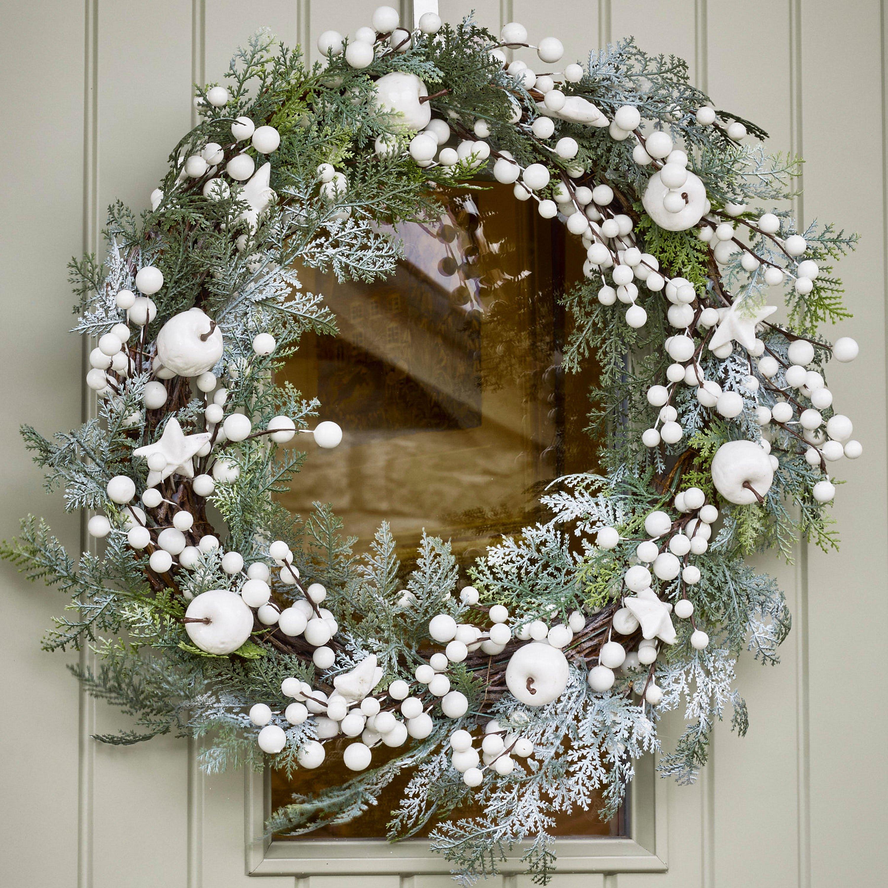 Dibor Winter Orchard Wreath - 50Cm - White
