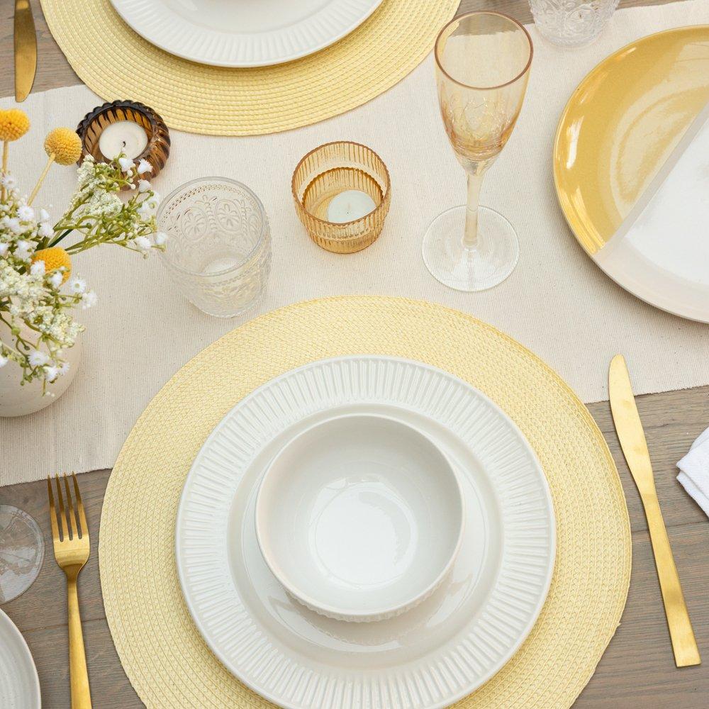 Vanilla - D C Fix - Wipe Clean Round Weave Placemats Vanilla - 4