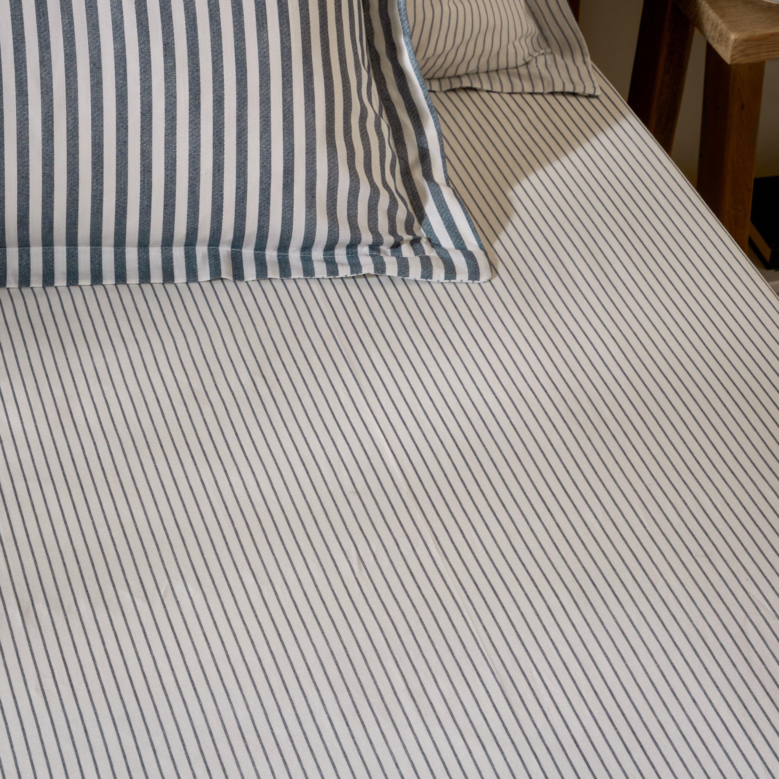 Navy - Yard - Hebden 100% Cotton Narrow Stripe Fitted Sheet - 3