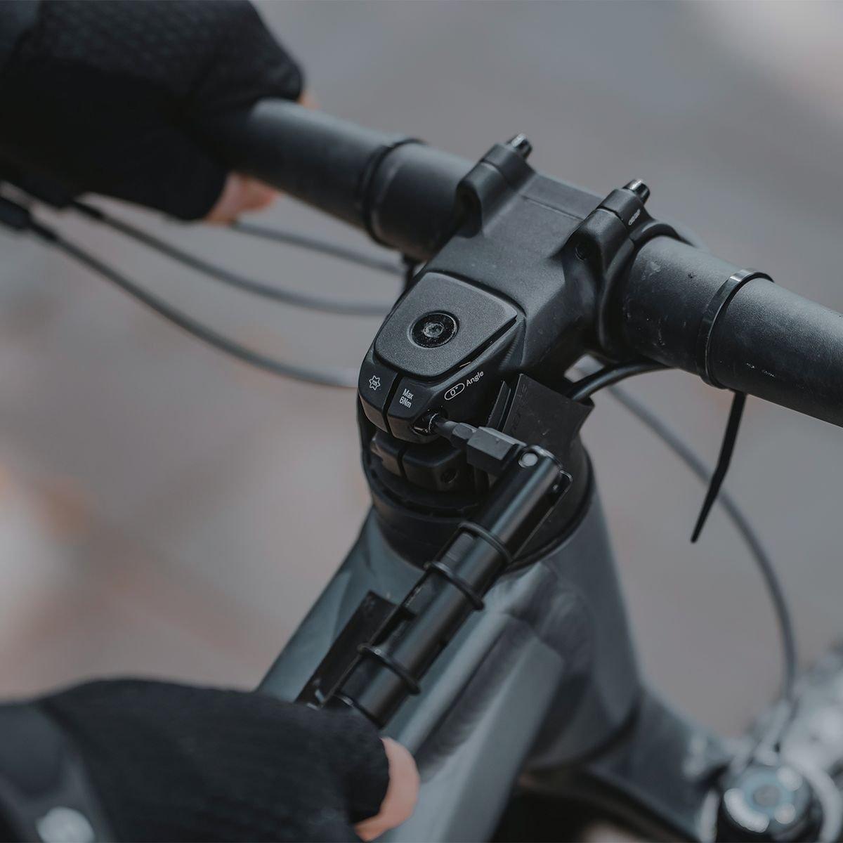 Black - Topeak - Plug n Tool Mountain - 10