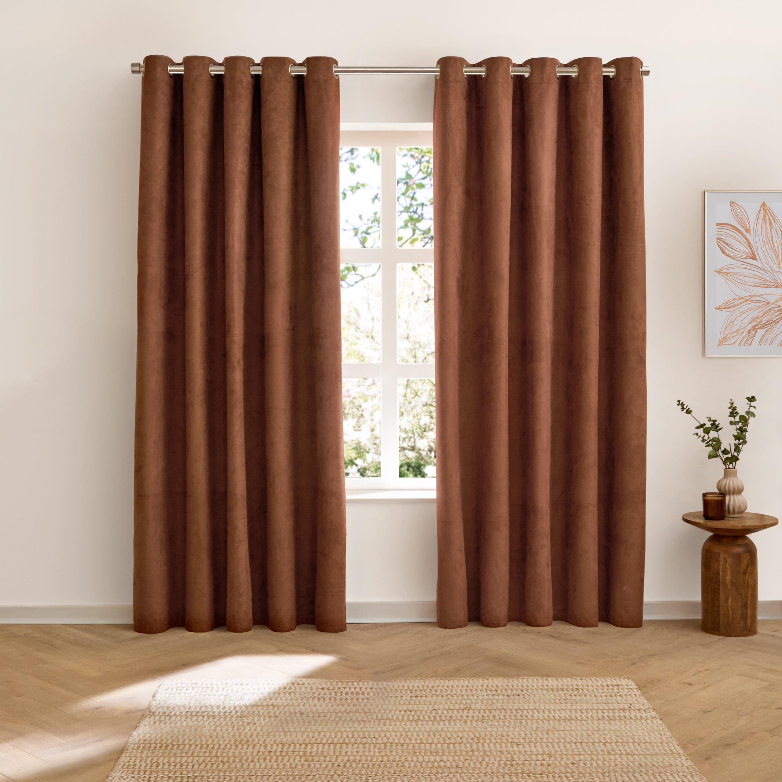 Cinnamon - Furn - Verso Reversible Suede-look Blackout Eyelet Curtai - 6