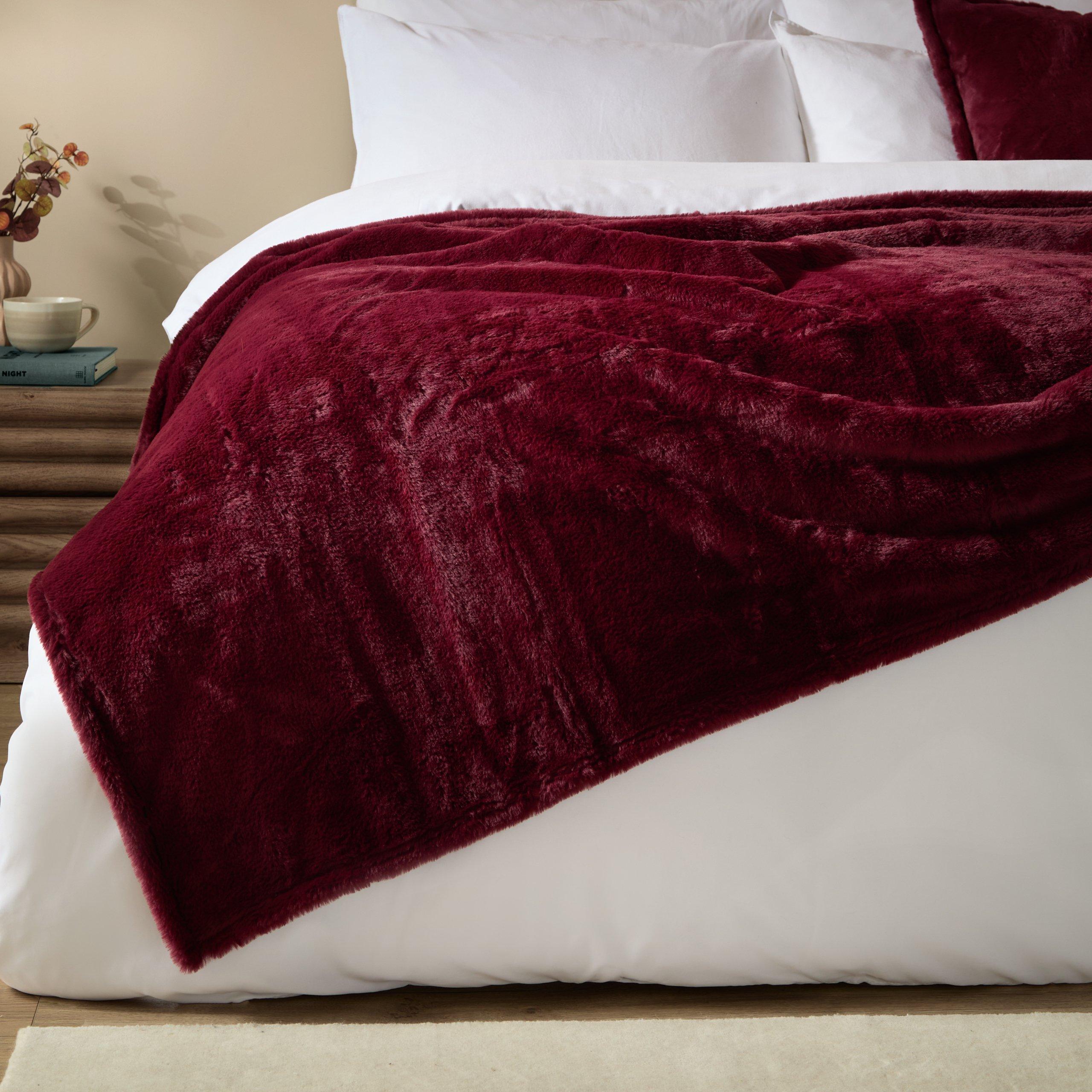Berry - Furn - Kallu Double-Sided Faux-Fur Throw - 5