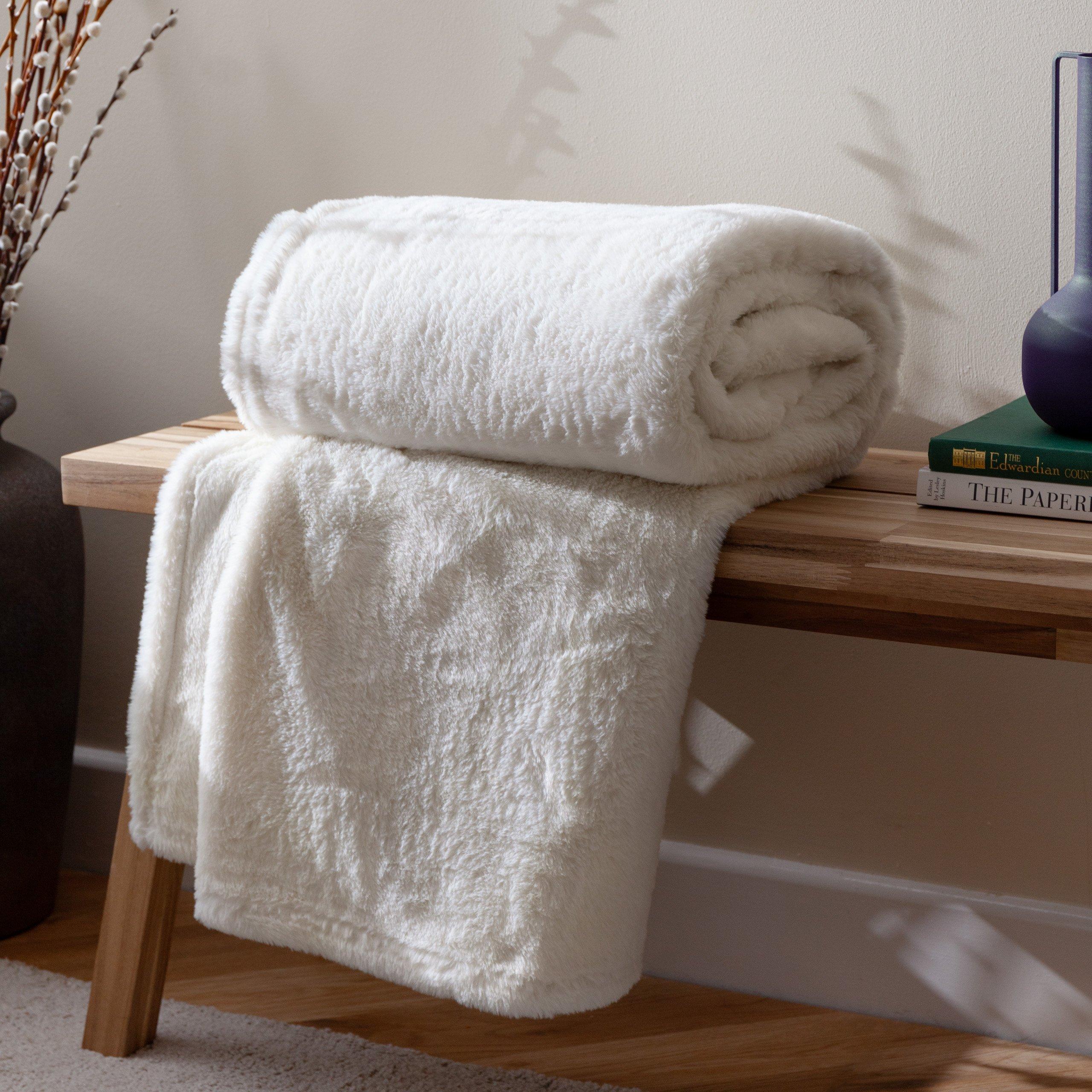 Ecru - Furn - Kallu Double-Sided Faux-Fur Throw - 2